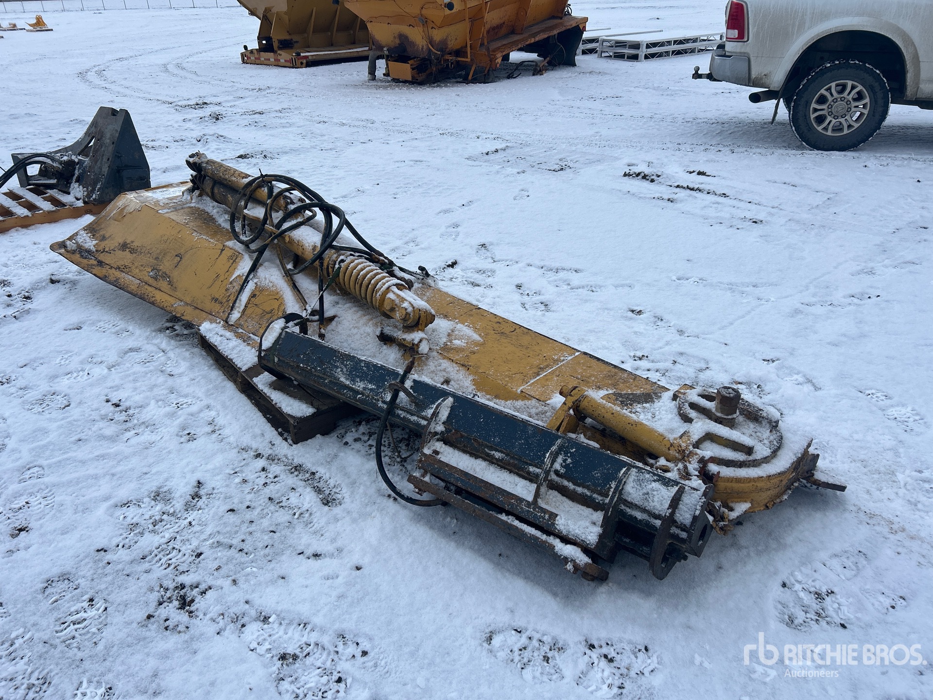 General Appearance with Bild, Ecke hinten rechts