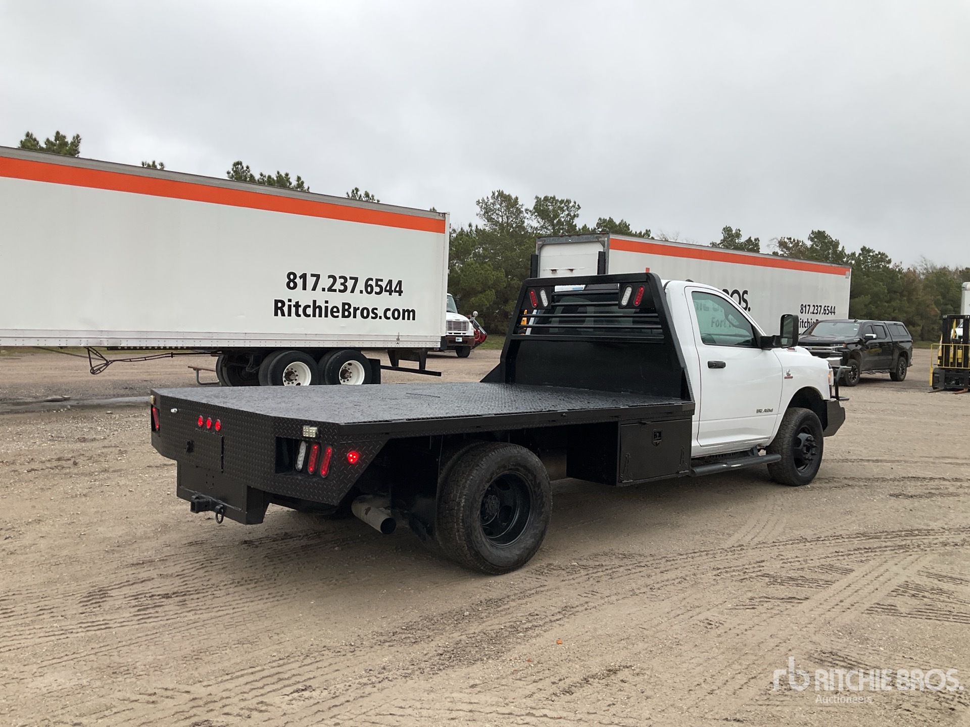 General Appearance with Imagen: esquina trasera derecha