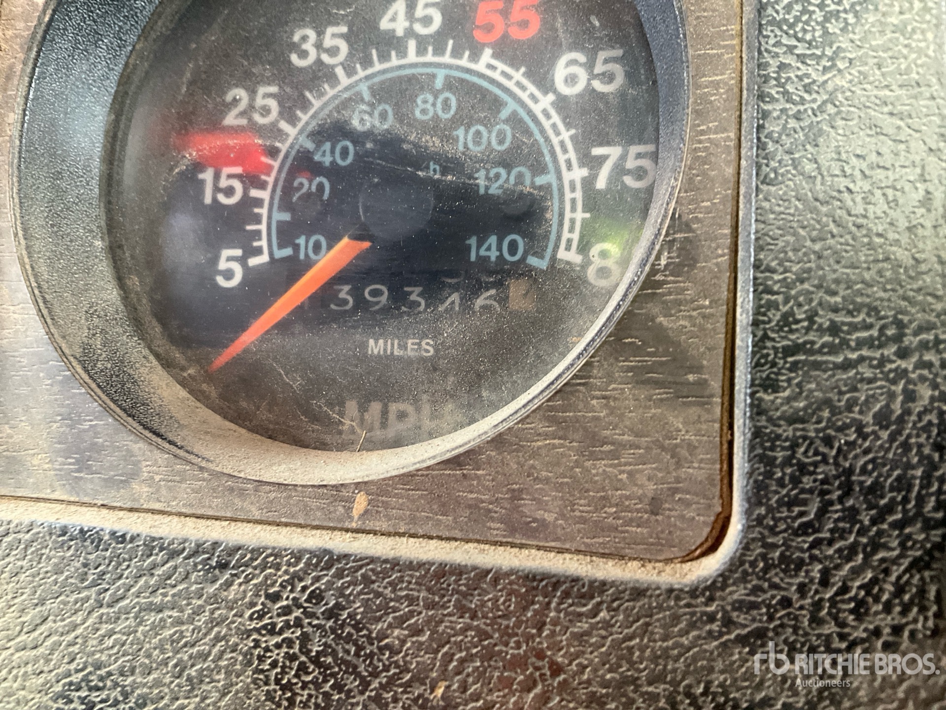 General Appearance with Hour Meter / Odometer