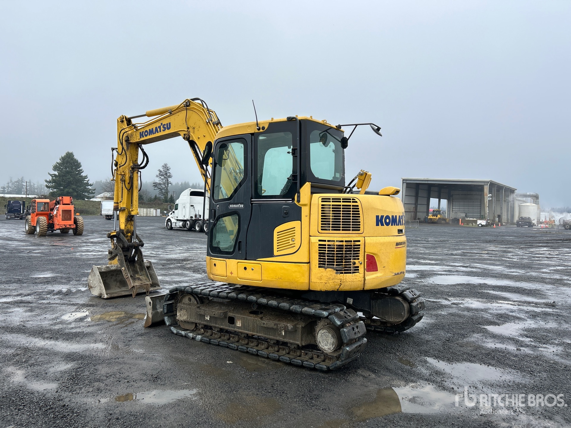 General Appearance with Picture, Left Rear Corner