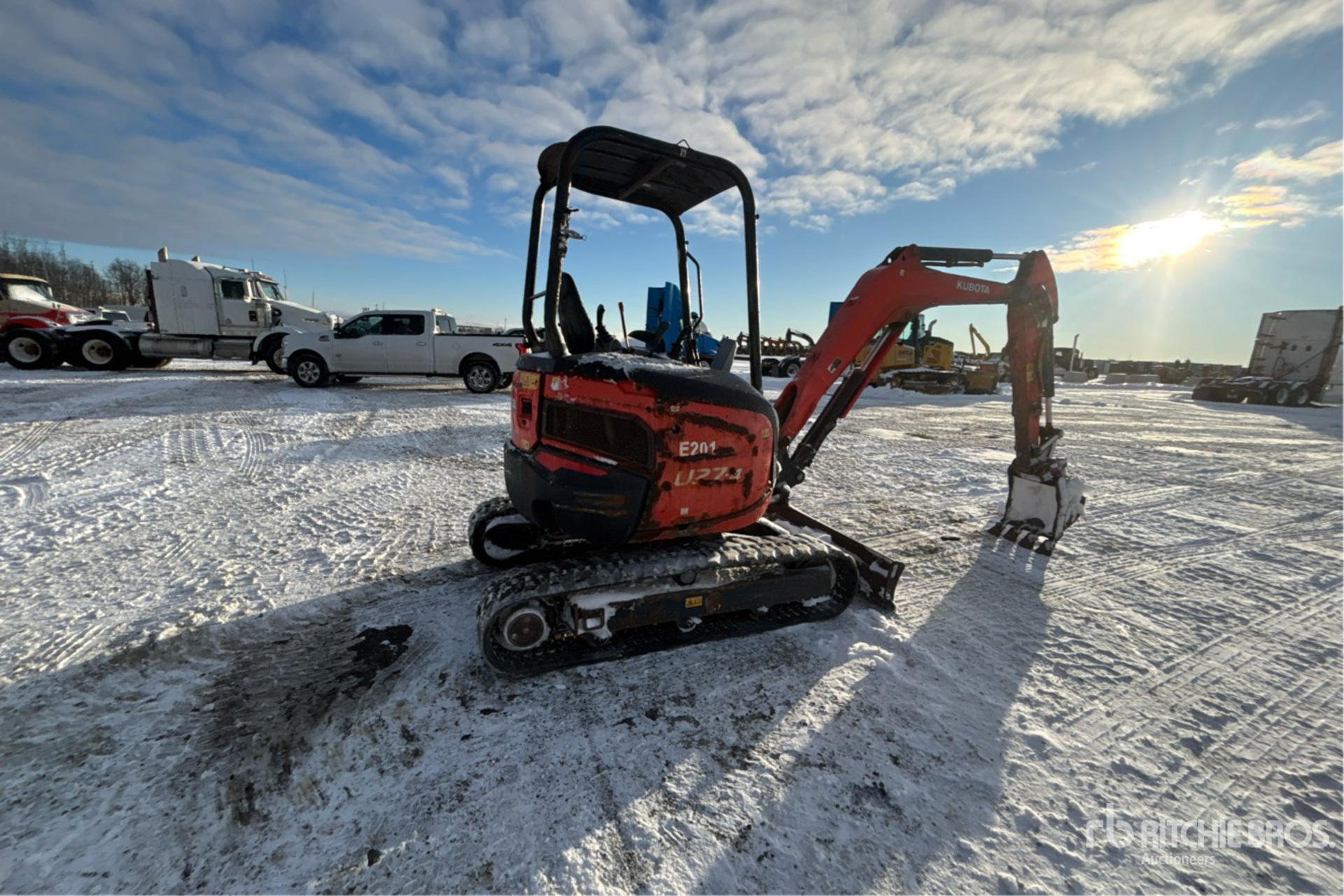 General Appearance with Picture, Right Rear Corner