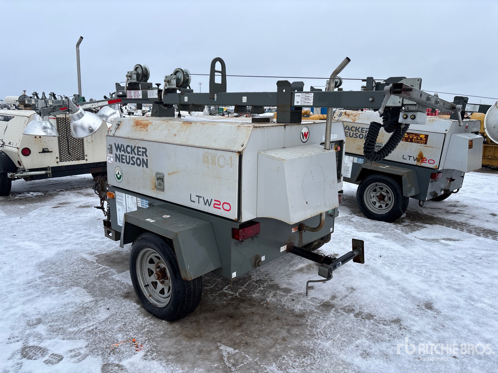 General Appearance with Picture, Left Rear Corner