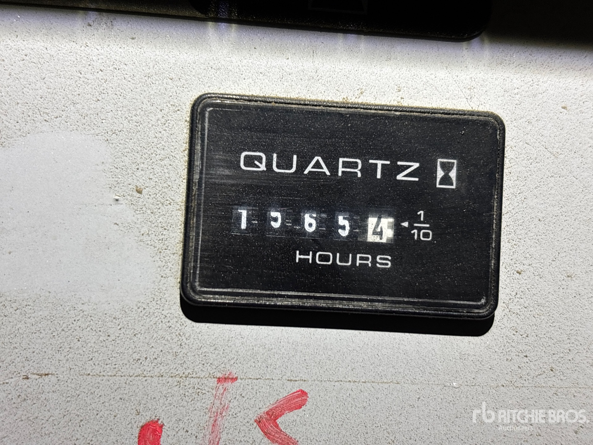 General Appearance with Hour Meter / Odometer