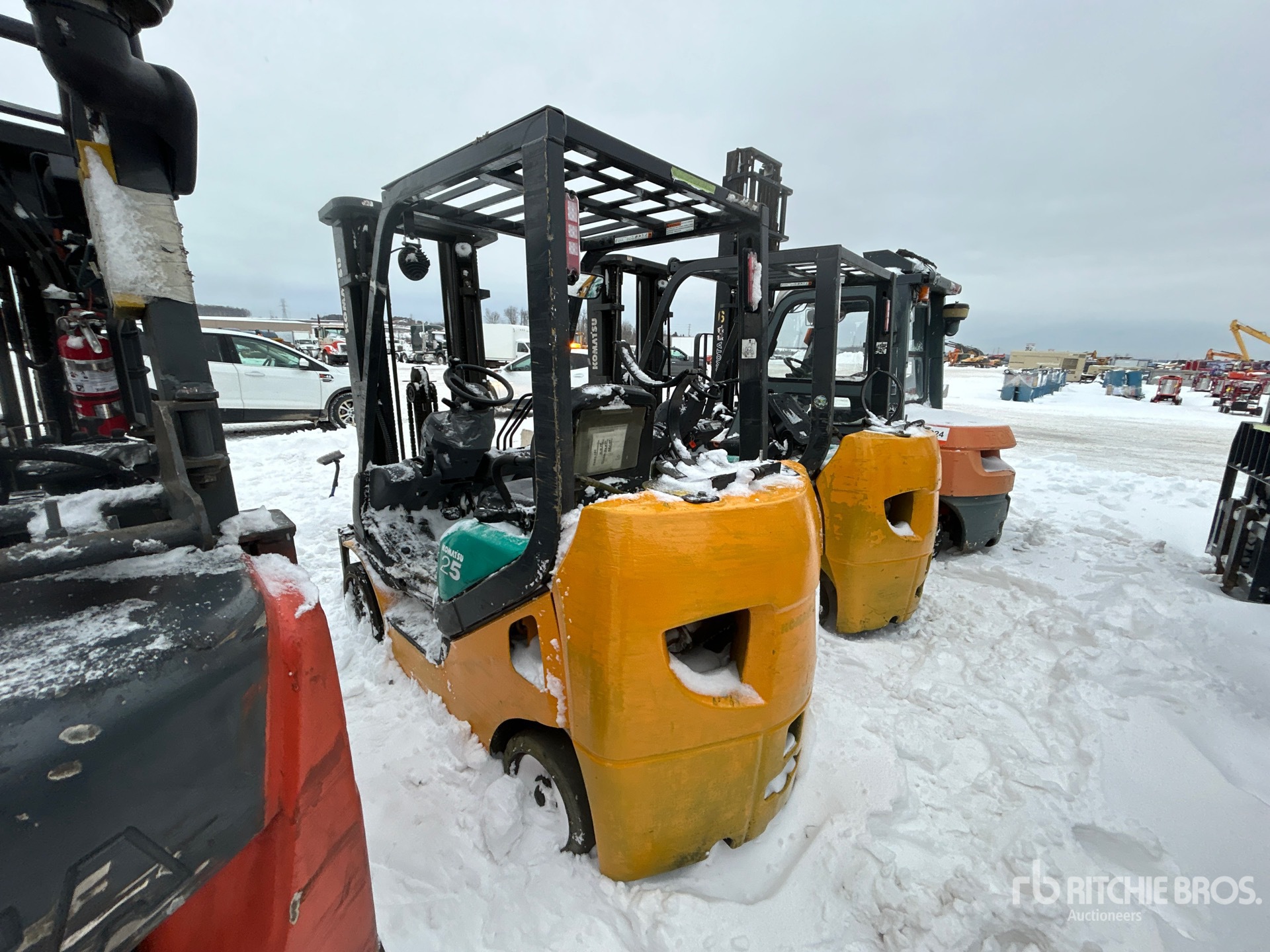 General Appearance with Foto, angolo posteriore sinistro