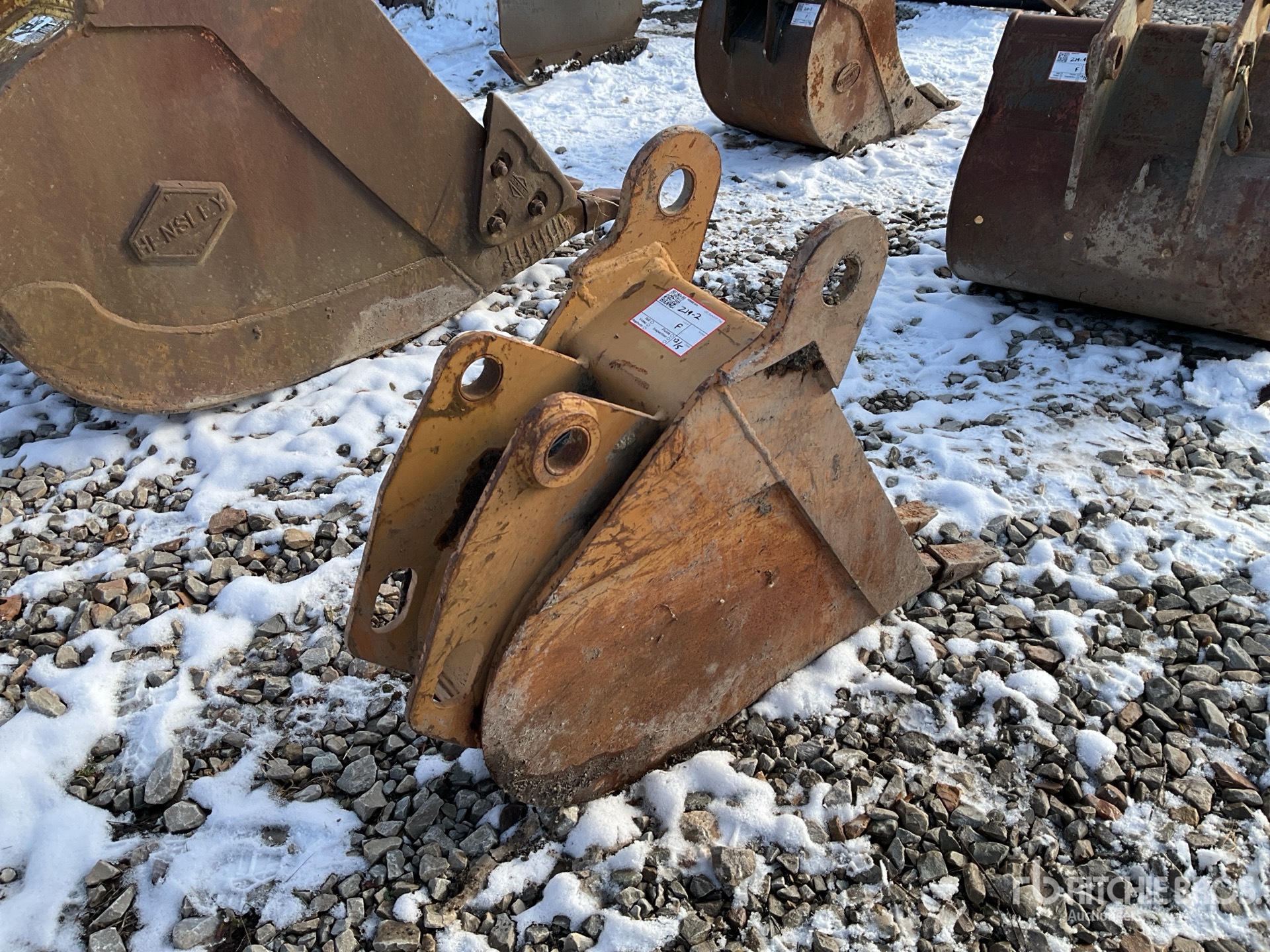 General Appearance with Foto, angolo anteriore sinistro