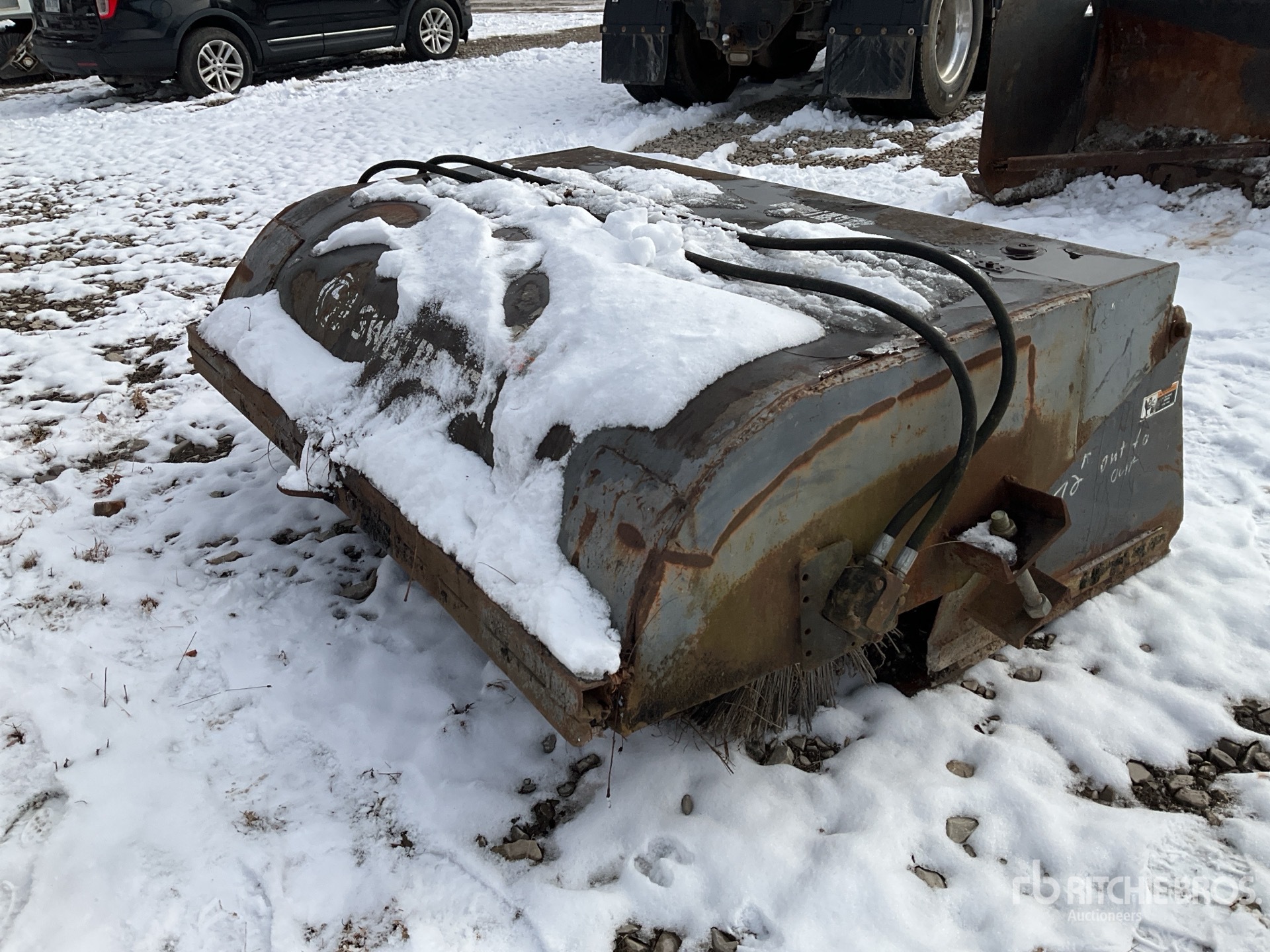 General Appearance with Bild, Ecke vorne links