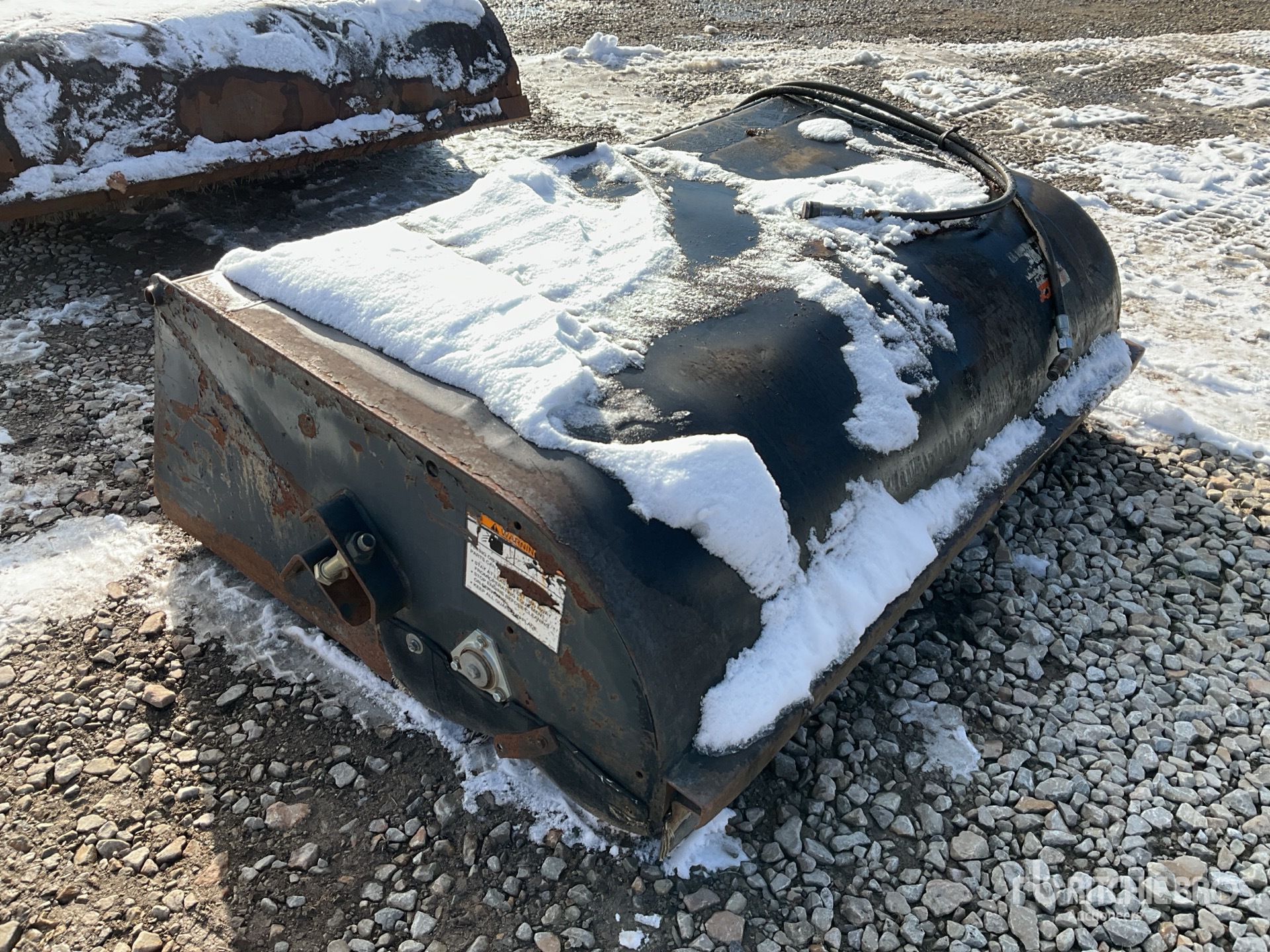 General Appearance with Bild, Ecke vorne rechts