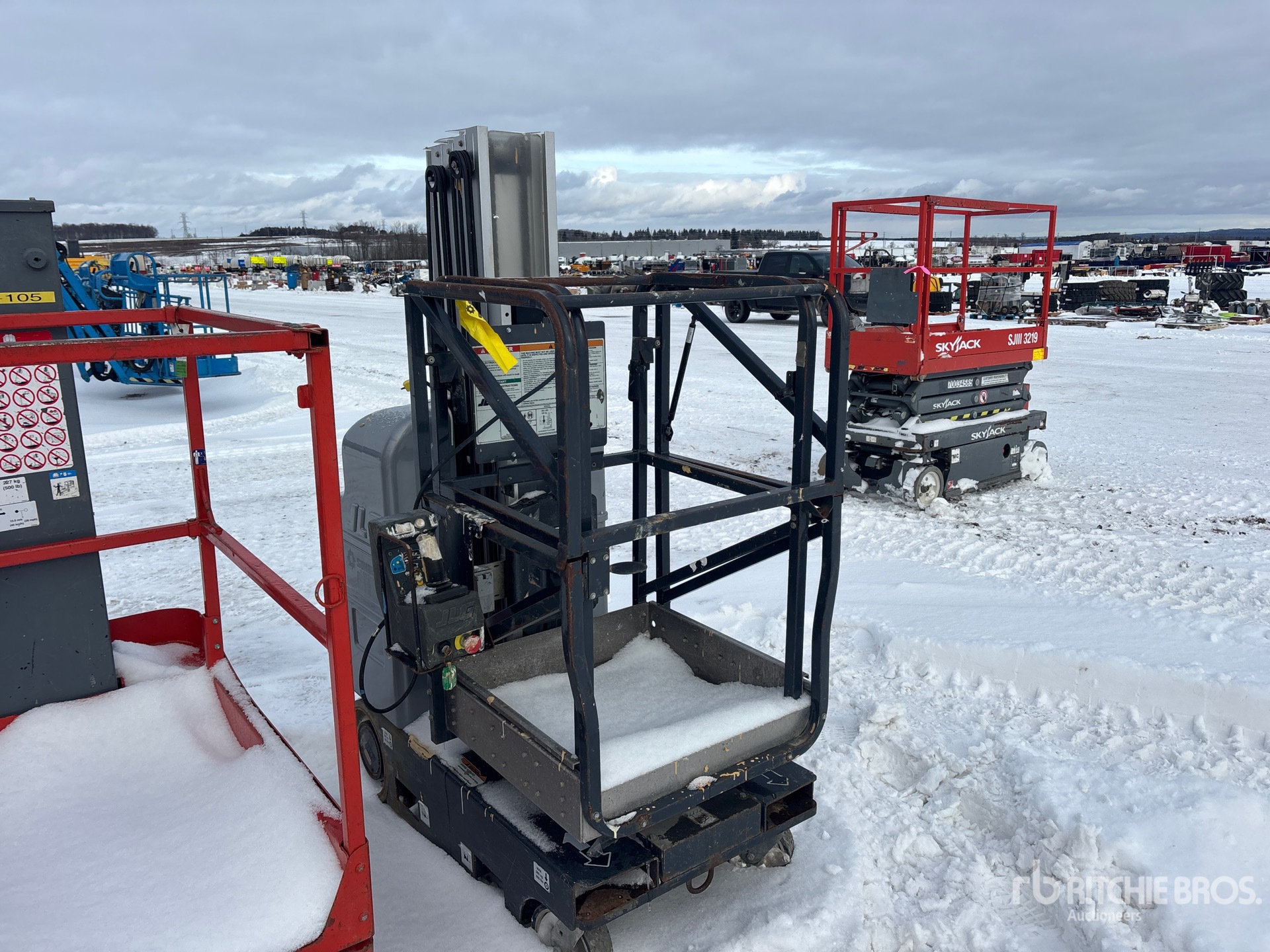 General Appearance with Imagen: esquina delantera derecha