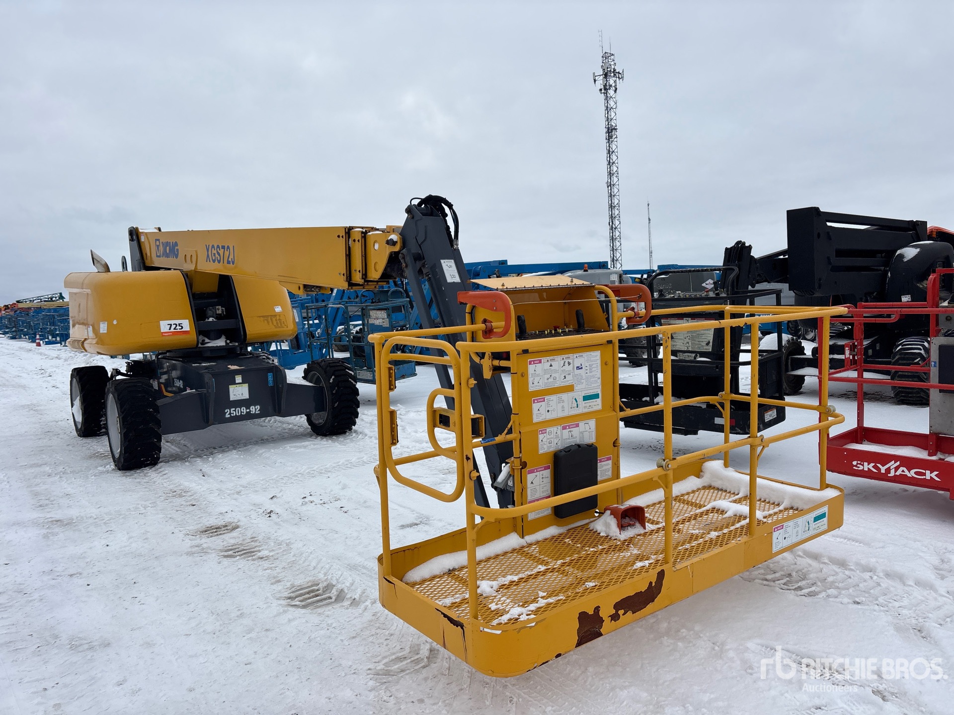 General Appearance with Picture, Right Front Corner