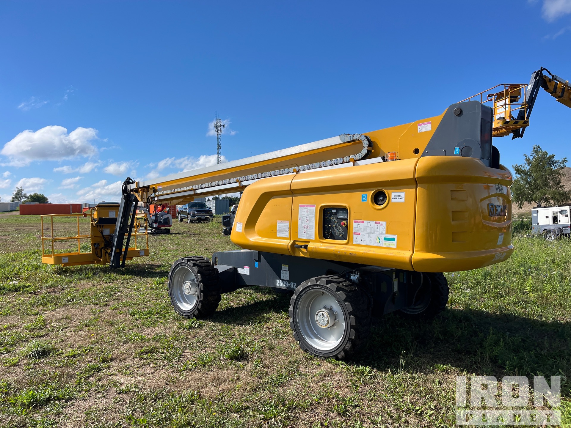 Aspect général with Image, coin arrière gauche