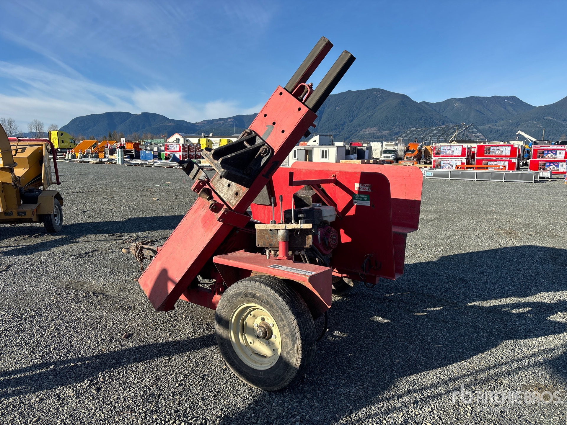 General Appearance with Picture, Left Rear Corner