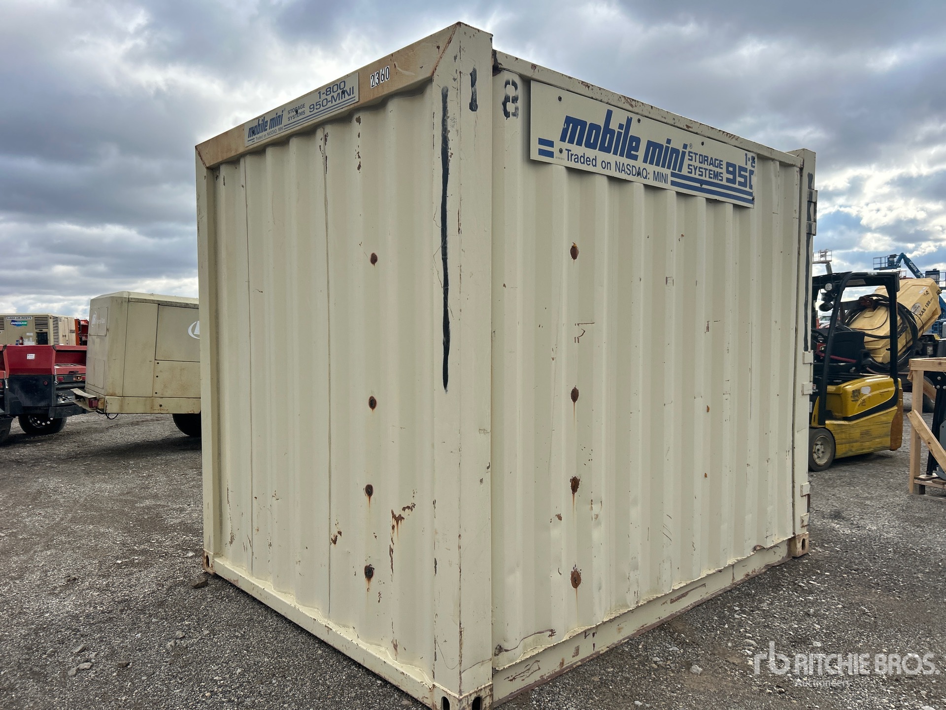 General Appearance with Picture, Right Rear Corner