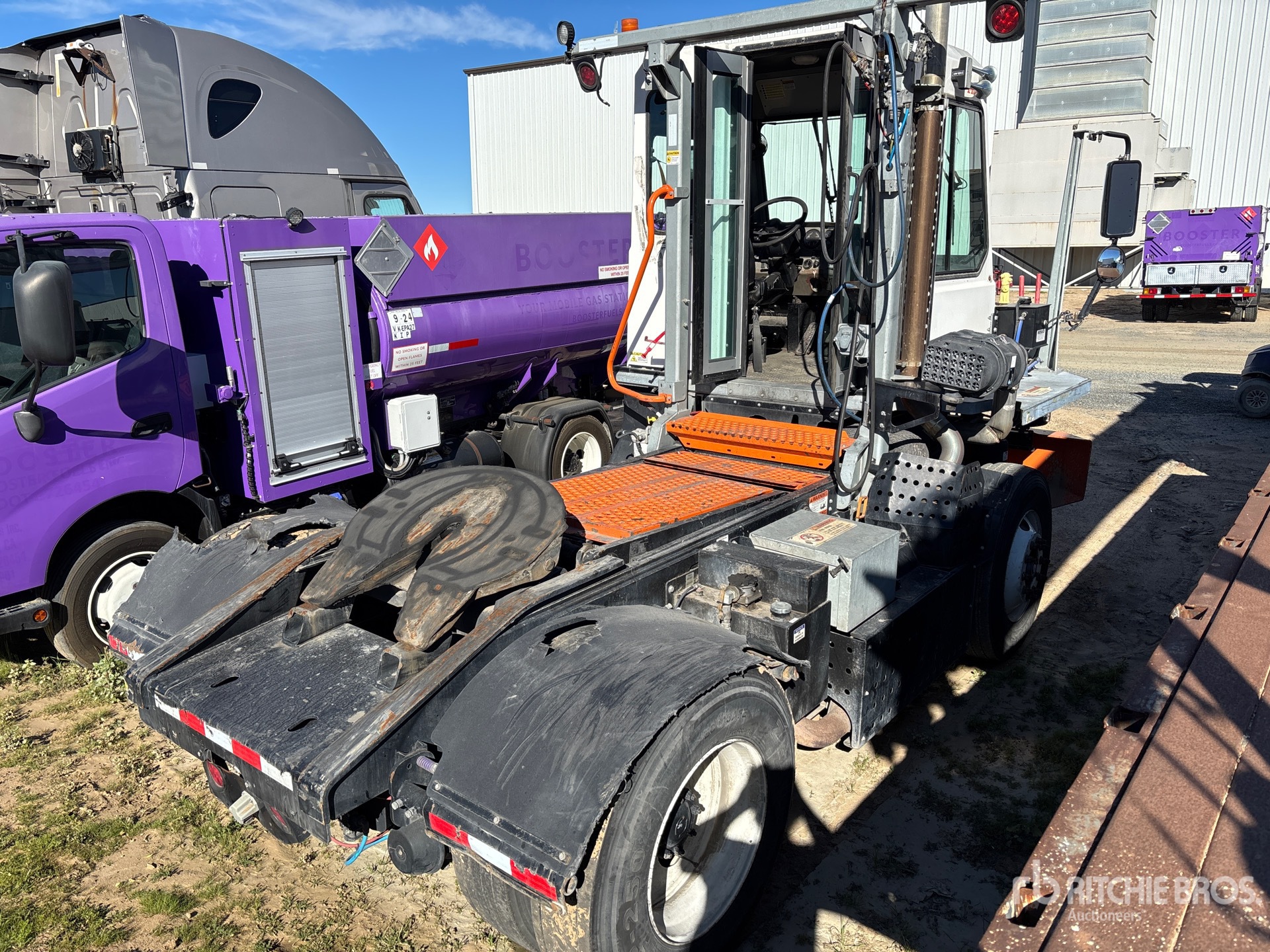 Aspect général with Image, coin arrière droit