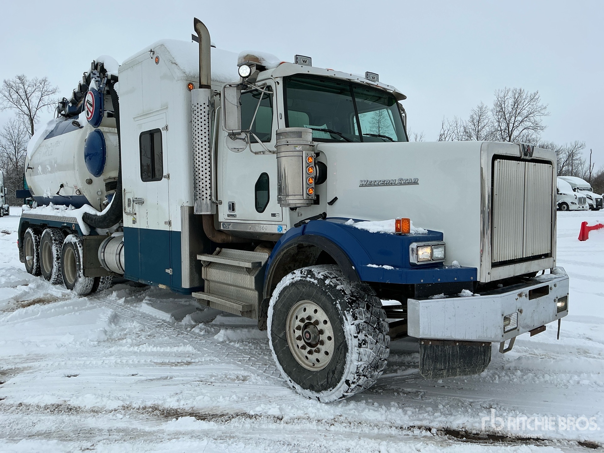 General Appearance with Imagen: esquina delantera derecha