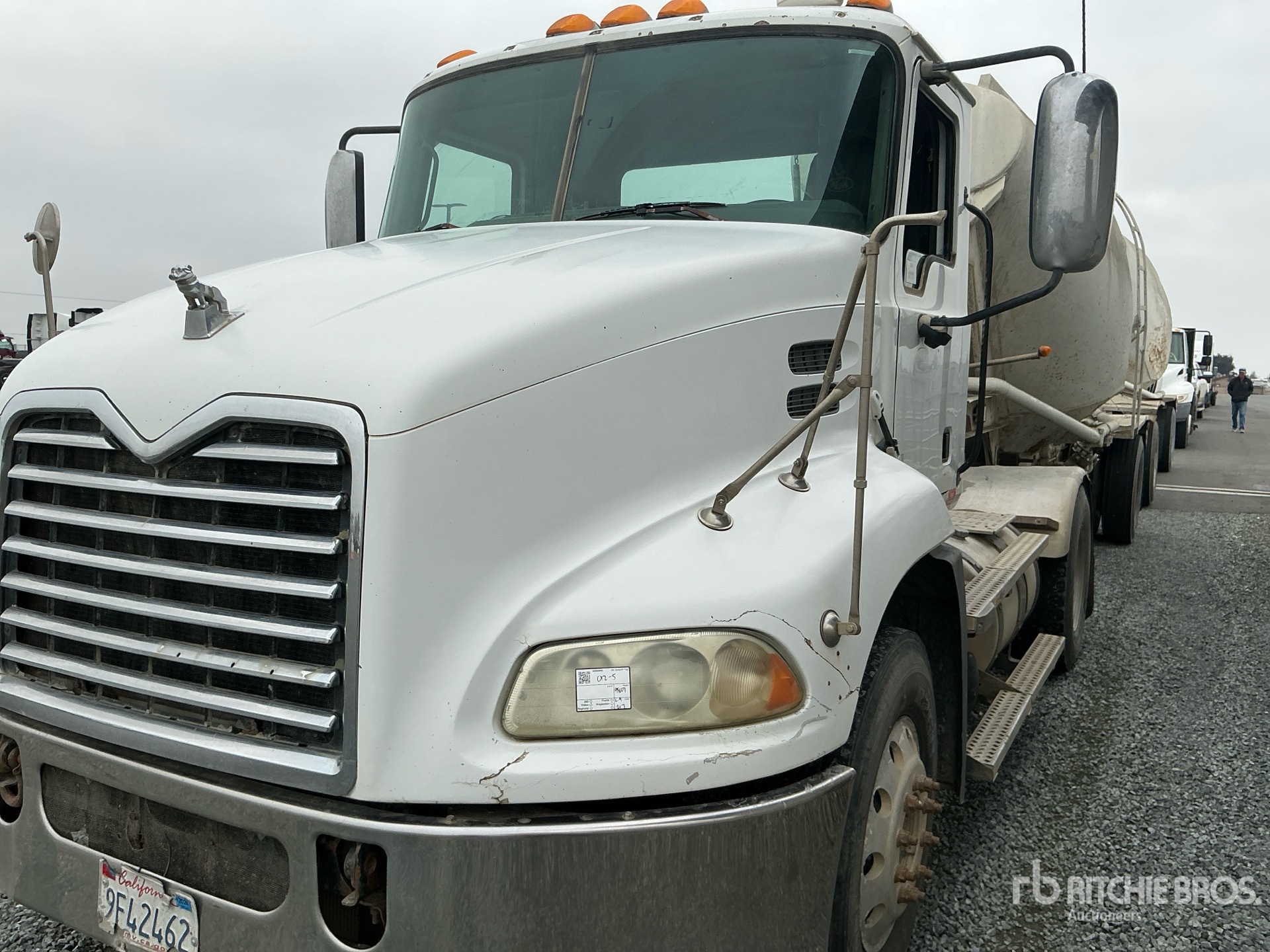 General Appearance with Featured Photo