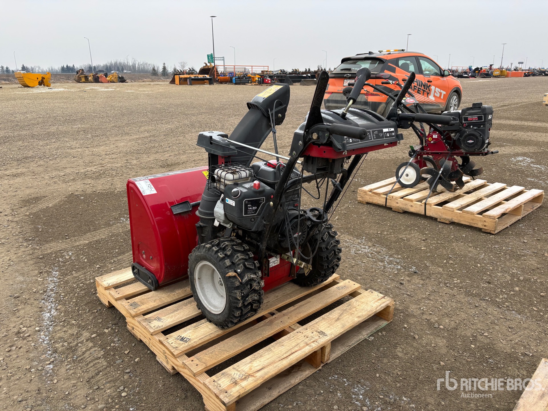 General Appearance with Picture, Left Rear Corner