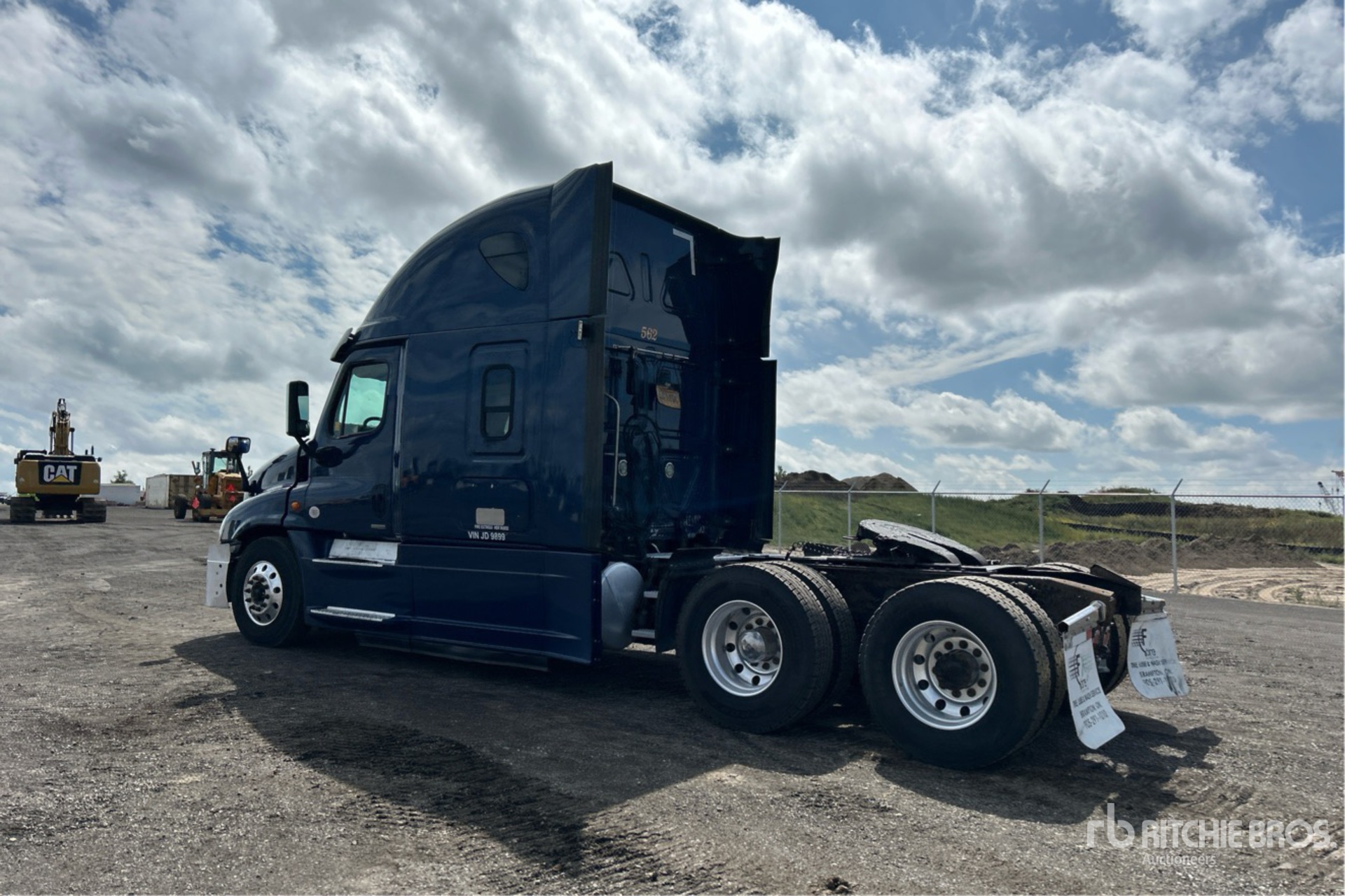 General Appearance with Picture, Left Rear Corner