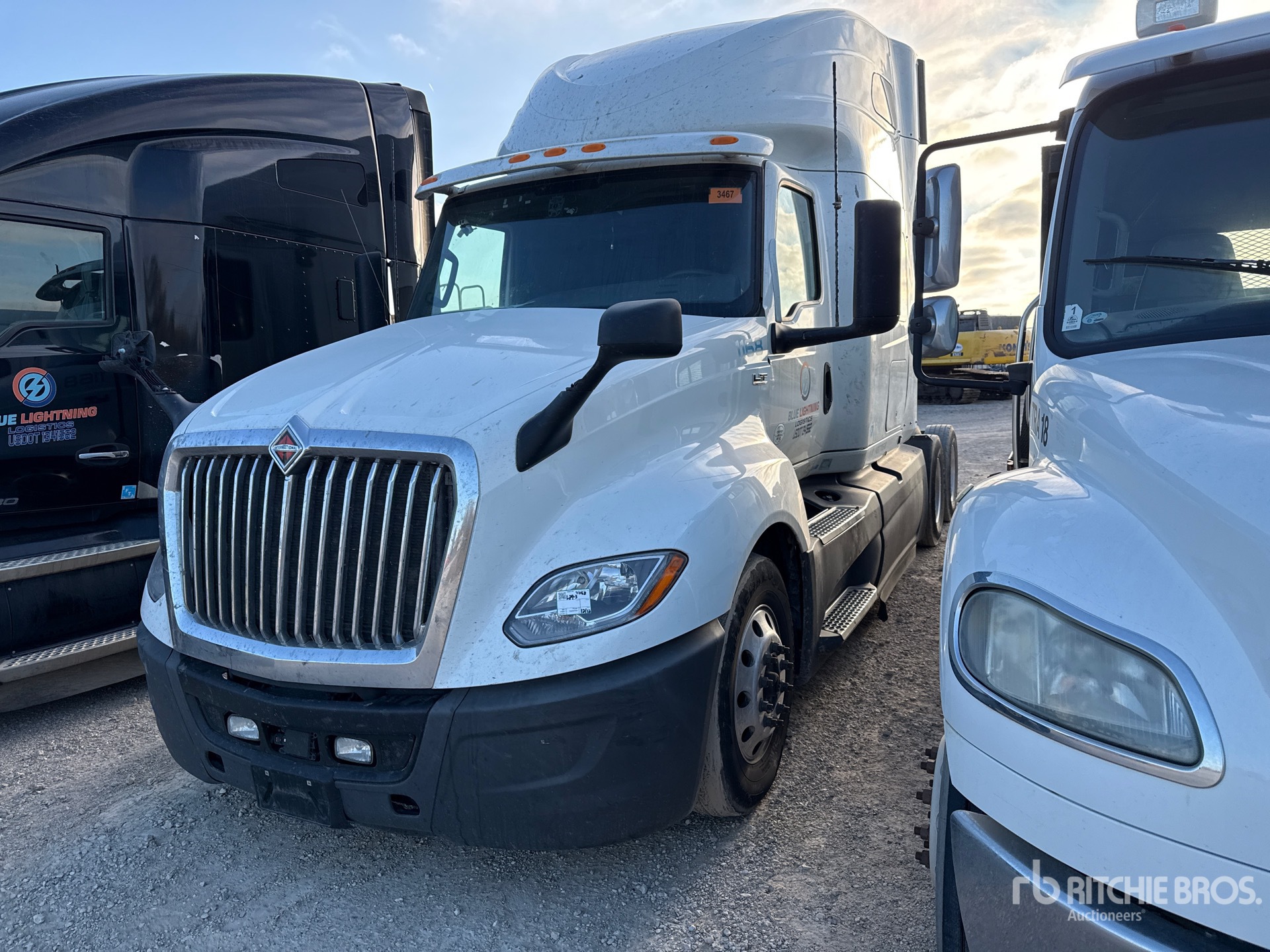 General Appearance with Picture, Left Front Corner