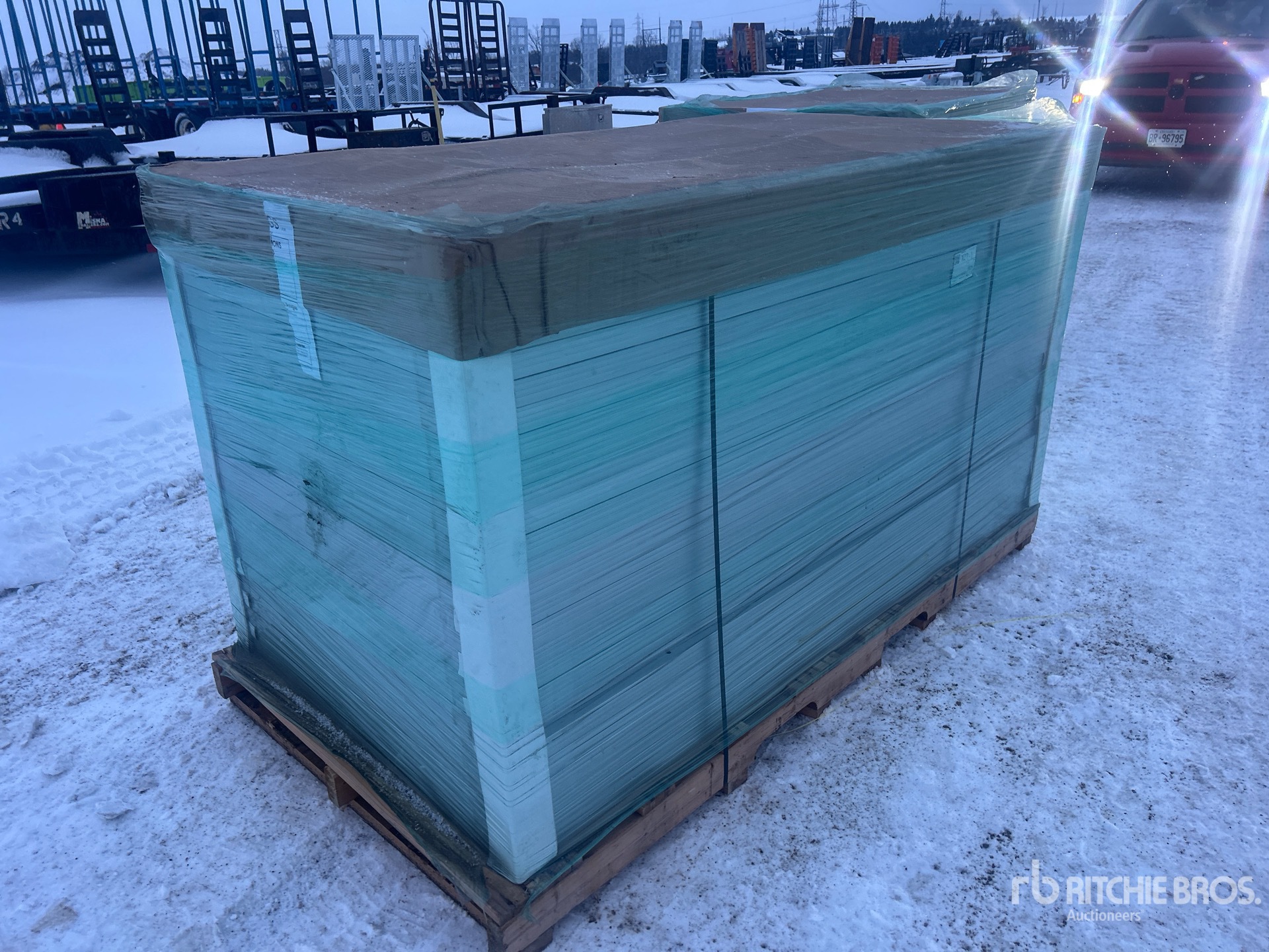 Aspect général with Image, coin avant droit