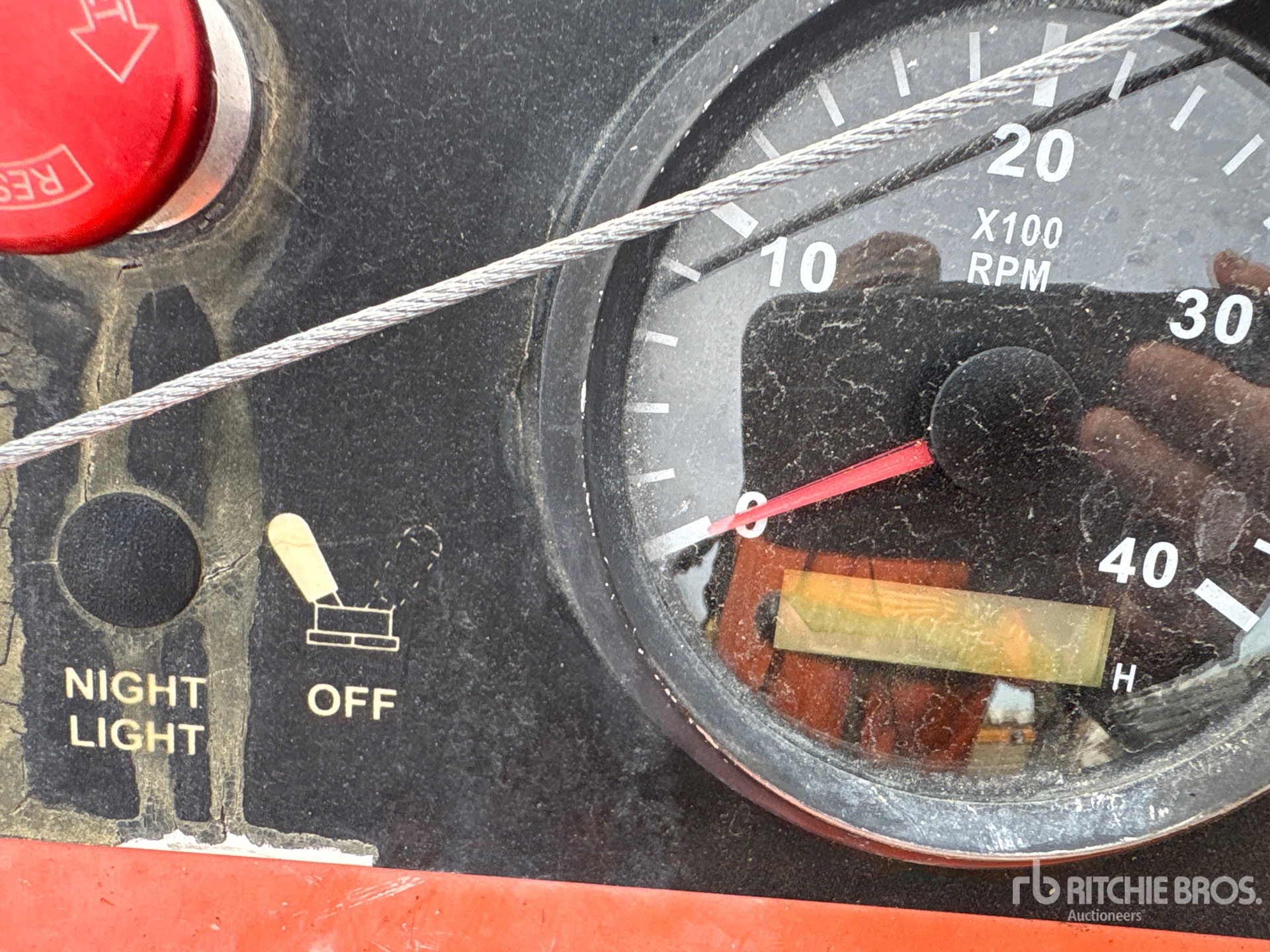 General Appearance with Hour Meter / Odometer