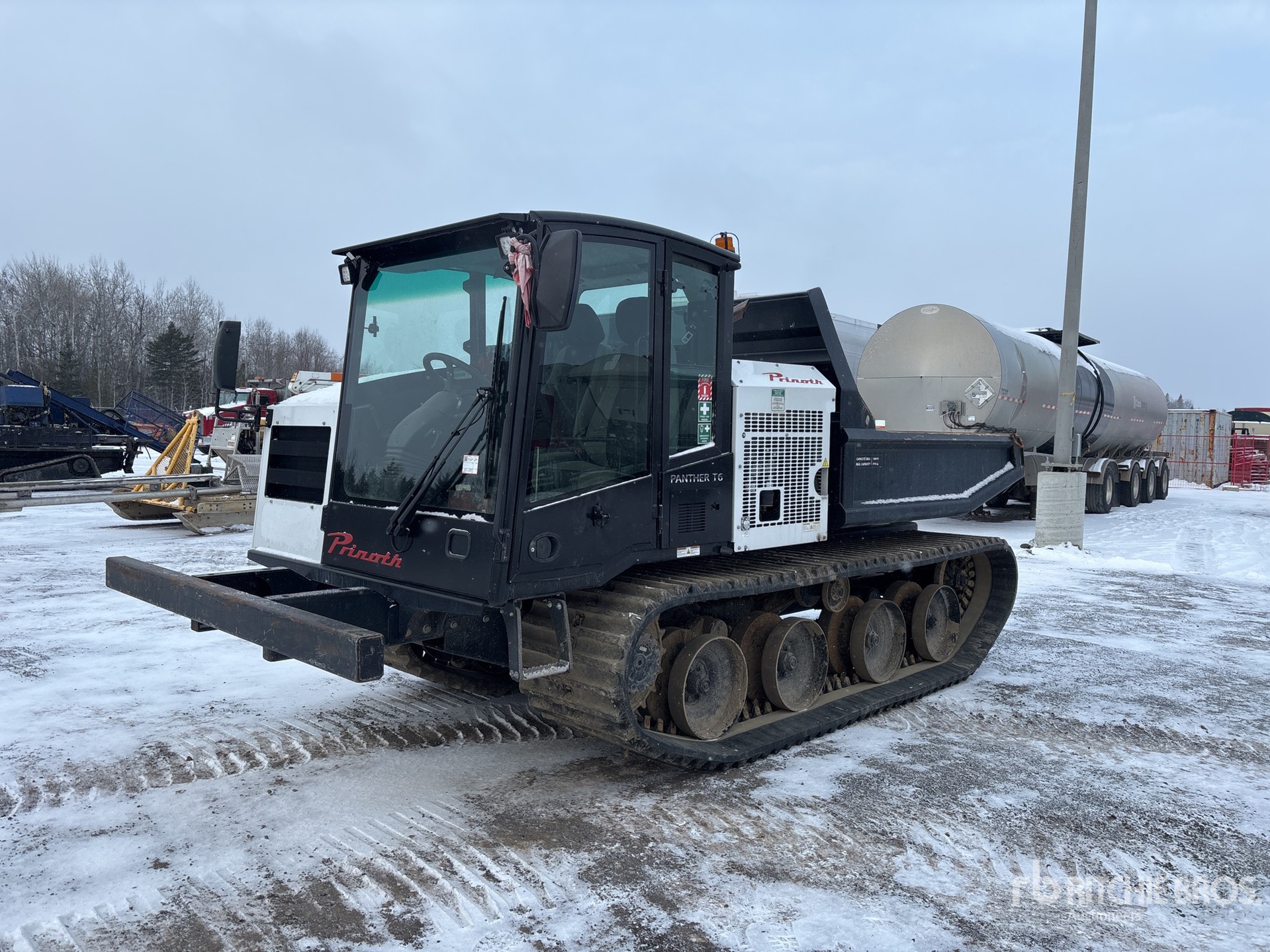 General Appearance with Featured Photo