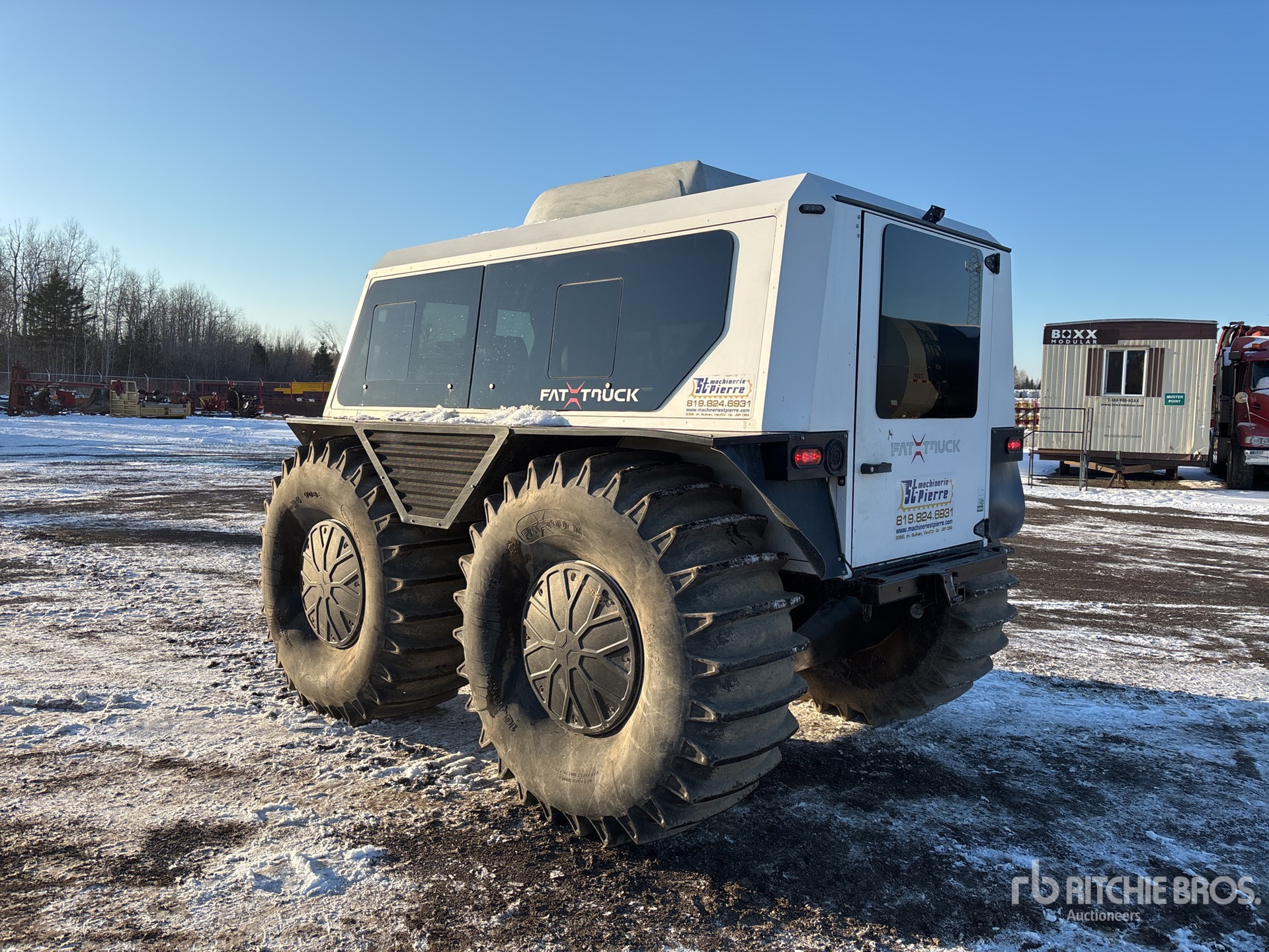 General Appearance with Picture, Left Rear Corner