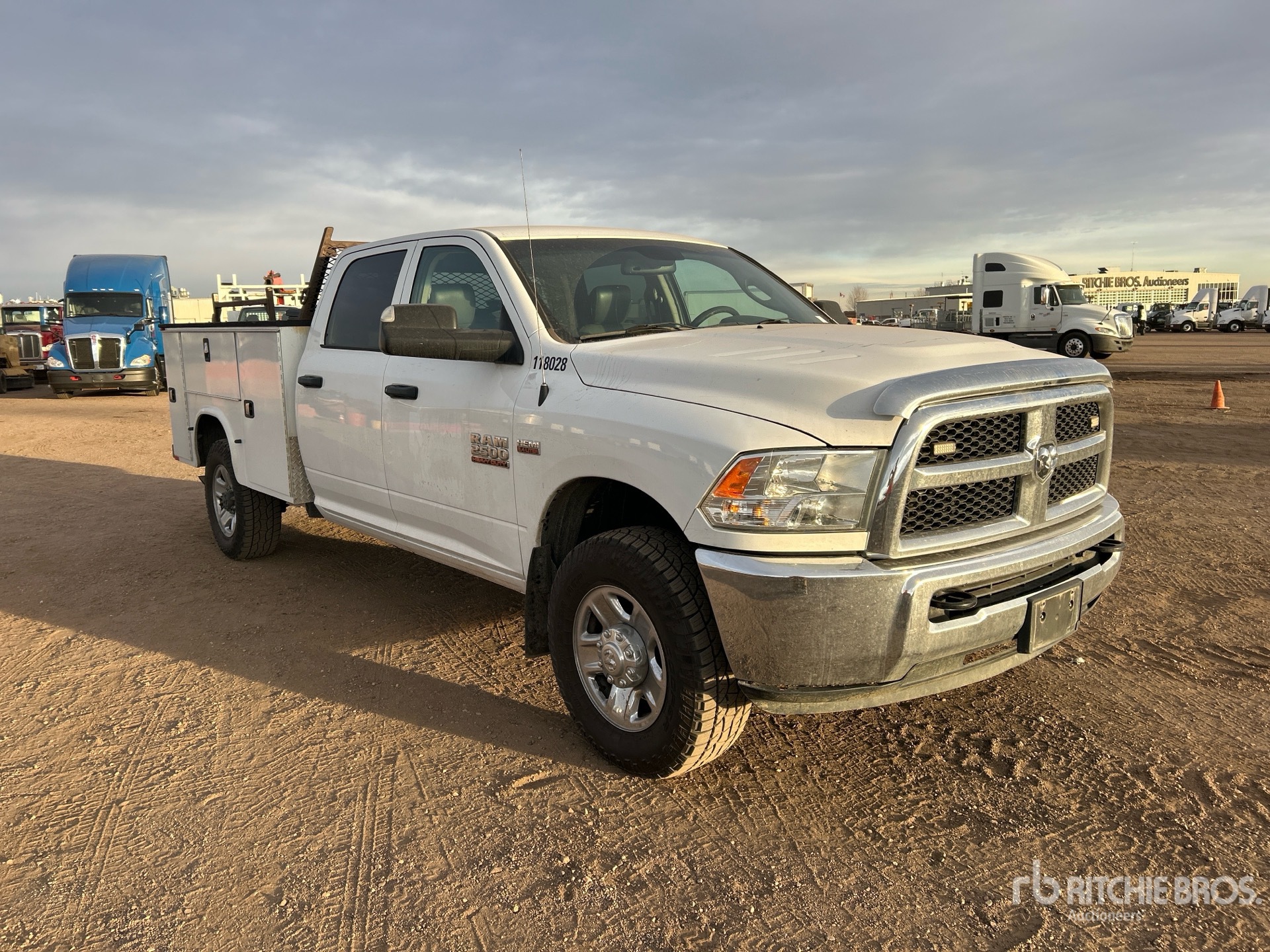 General Appearance with Image, coin avant droit