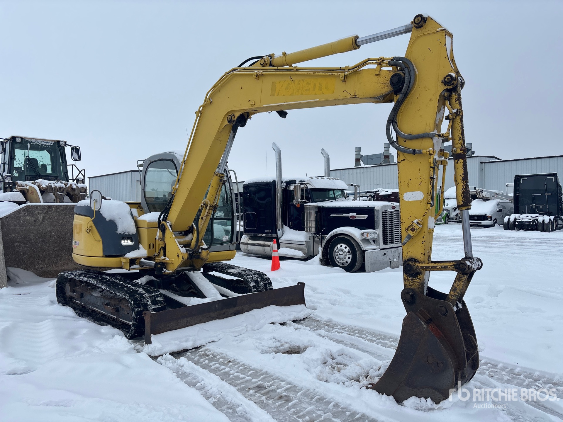 General Appearance with Picture, Right Front Corner