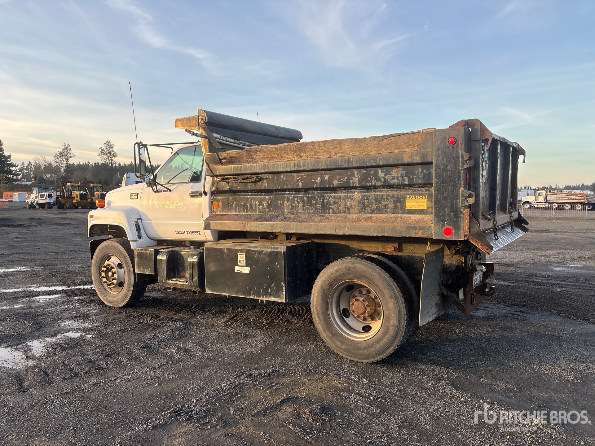 General Appearance with Imagen: esquina trasera izquierda