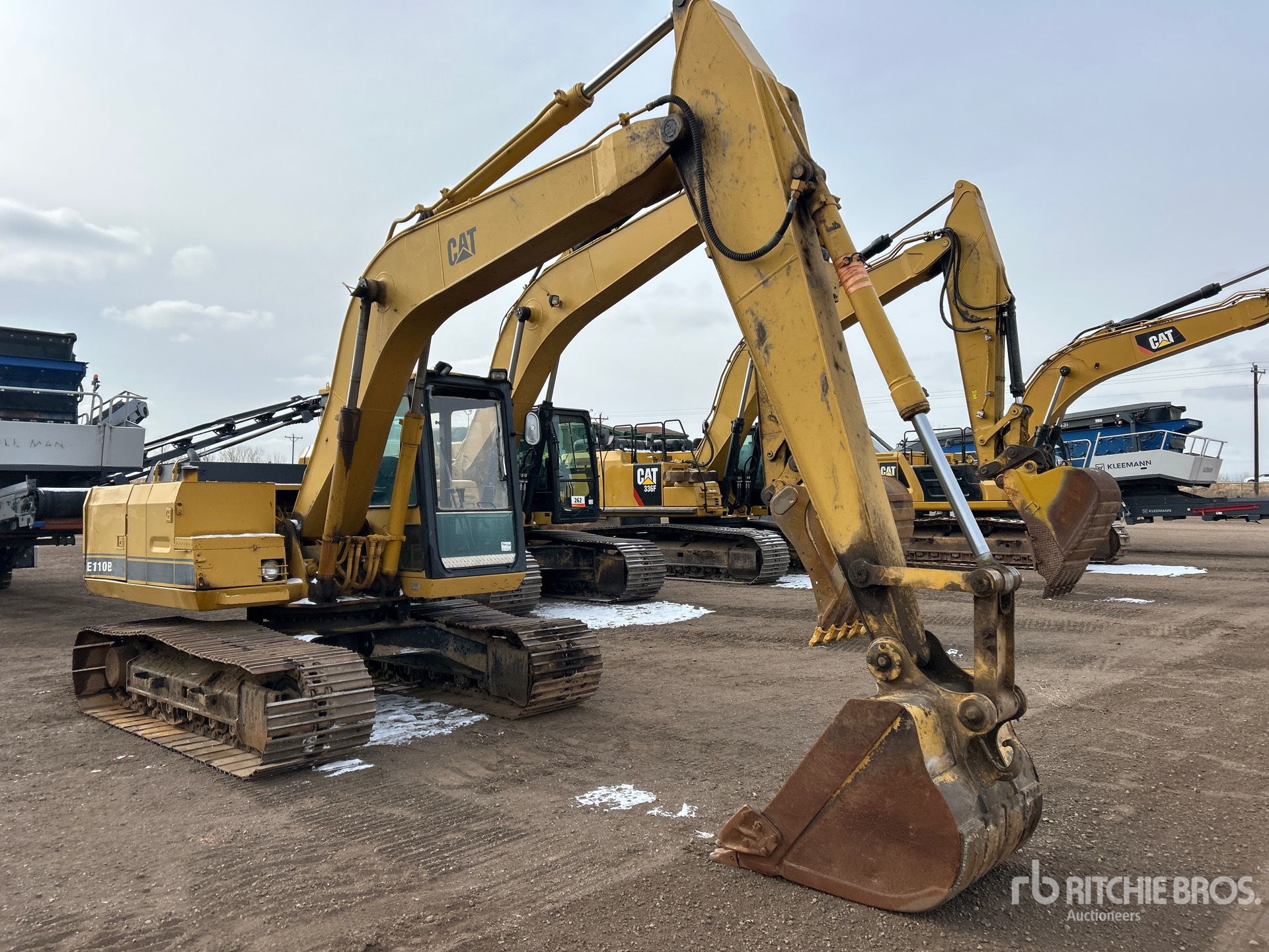 Aspect général with Image, coin avant droit