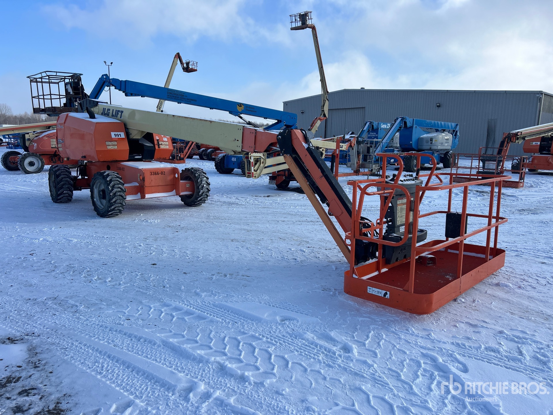 General Appearance with Picture, Right Front Corner