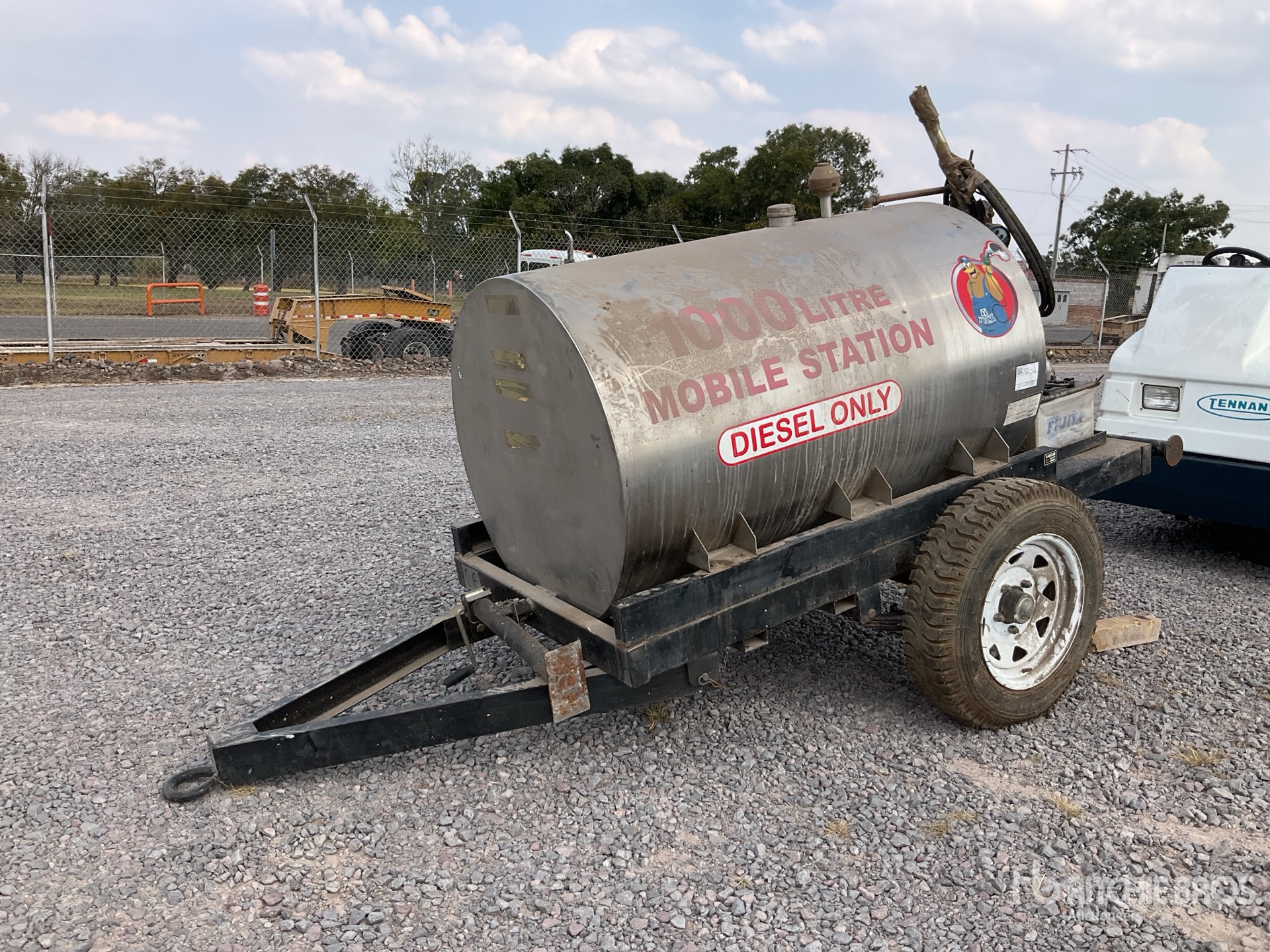 General Appearance with Featured Photo