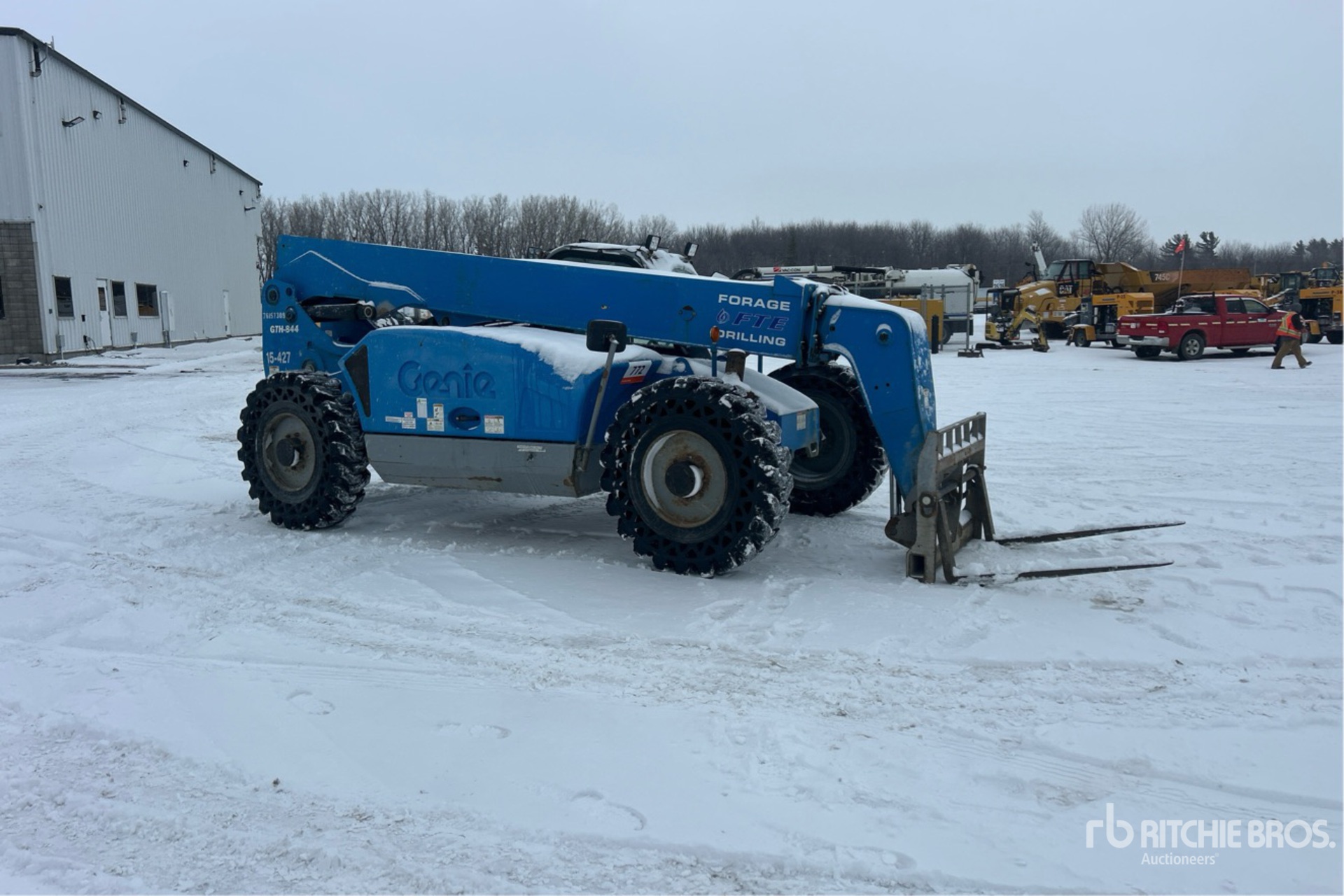 General Appearance with Picture, Right Front Corner