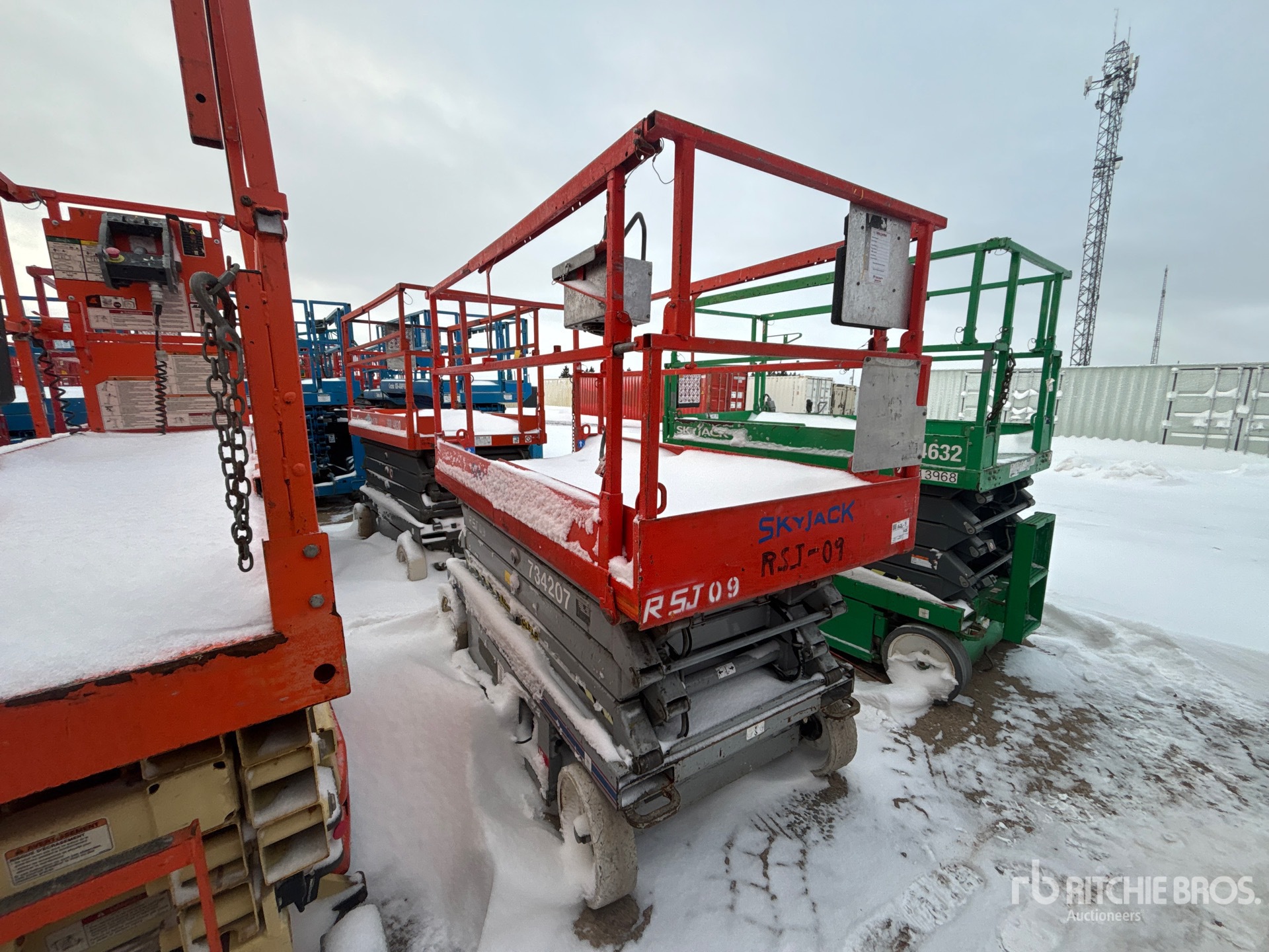 General Appearance with Picture, Left Rear Corner