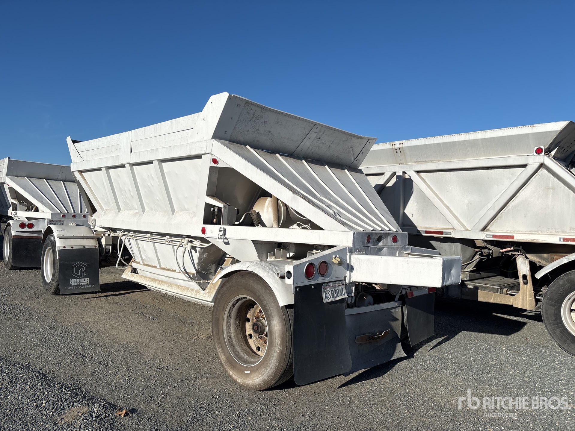 General Appearance with Imagen: esquina trasera izquierda