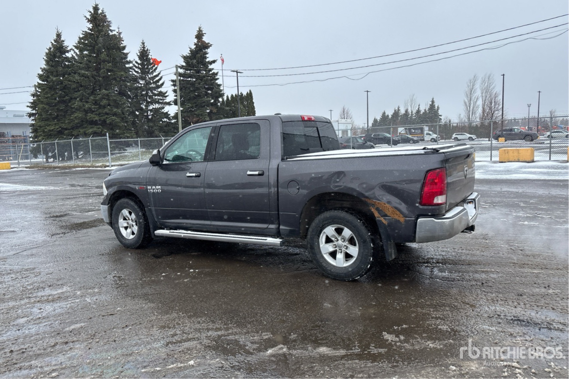 General Appearance with Picture, Left Rear Corner