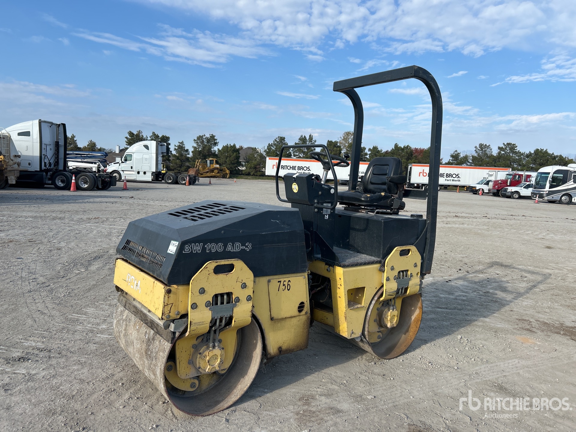 General Appearance with Featured Photo