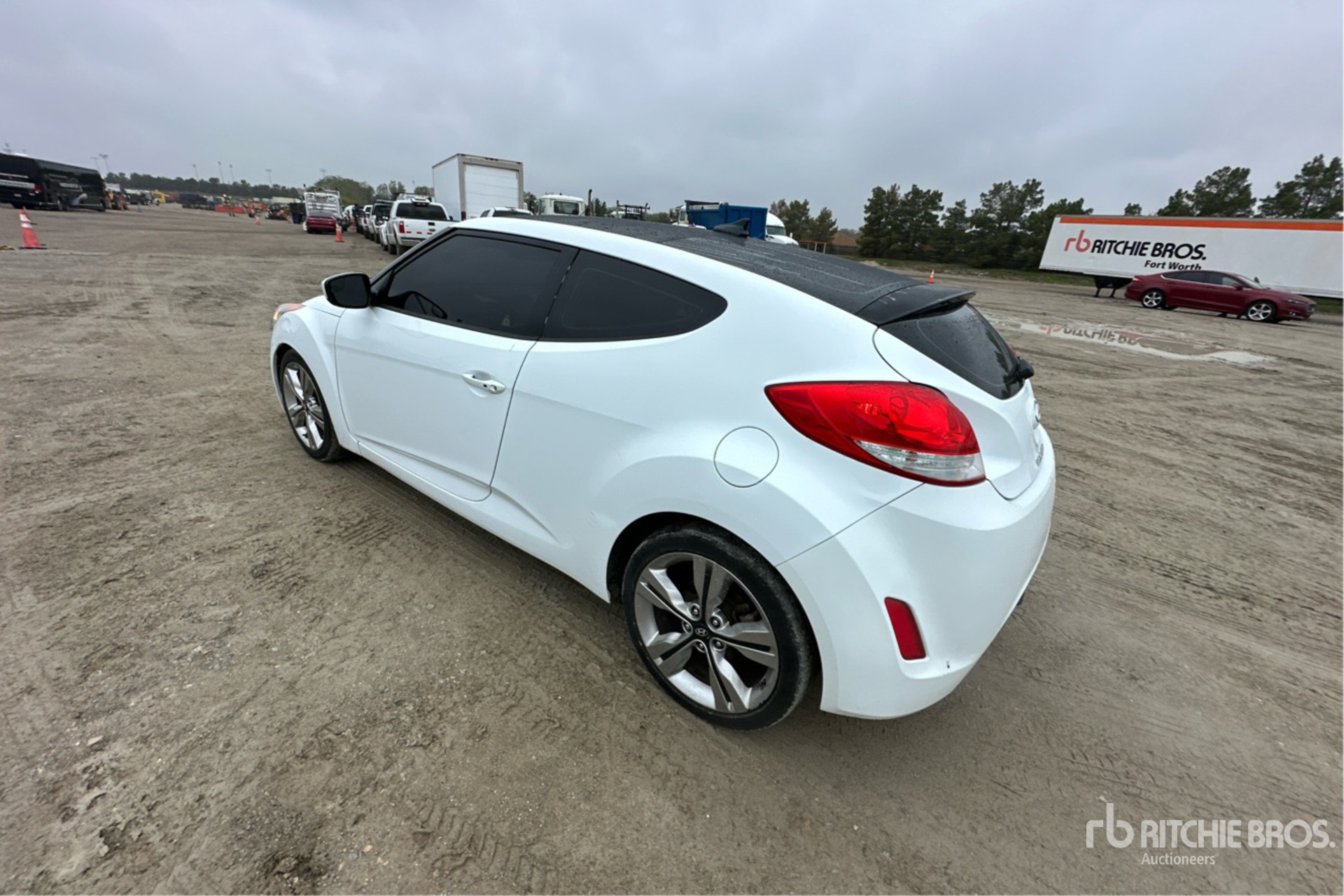 General Appearance with Picture, Left Rear Corner