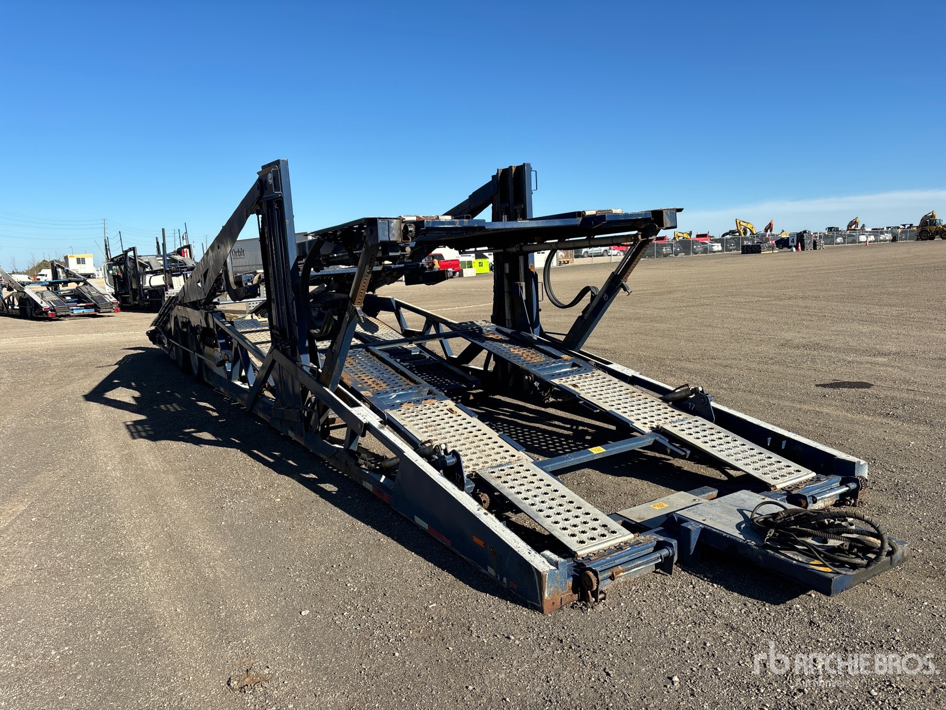 General Appearance with Bild, Ecke vorne rechts