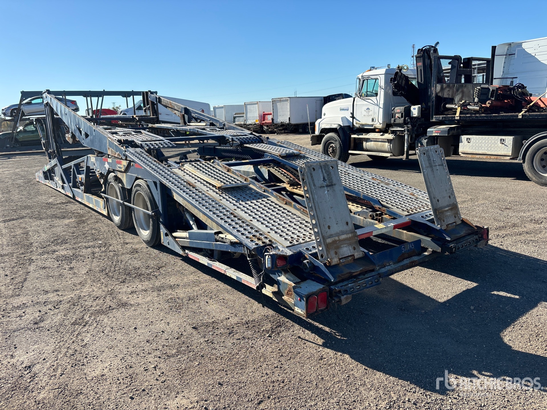 General Appearance with Bild, Ecke hinten links