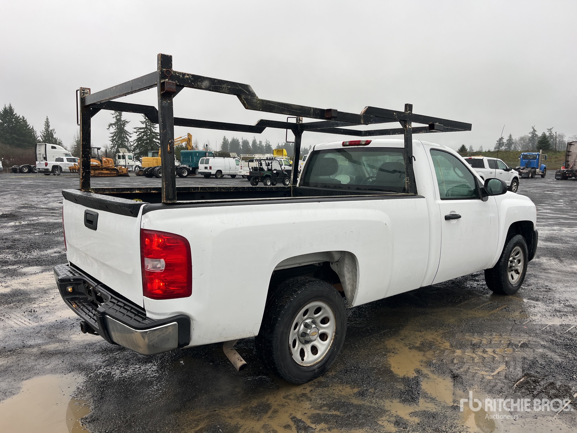 General Appearance with Picture, Right Rear Corner