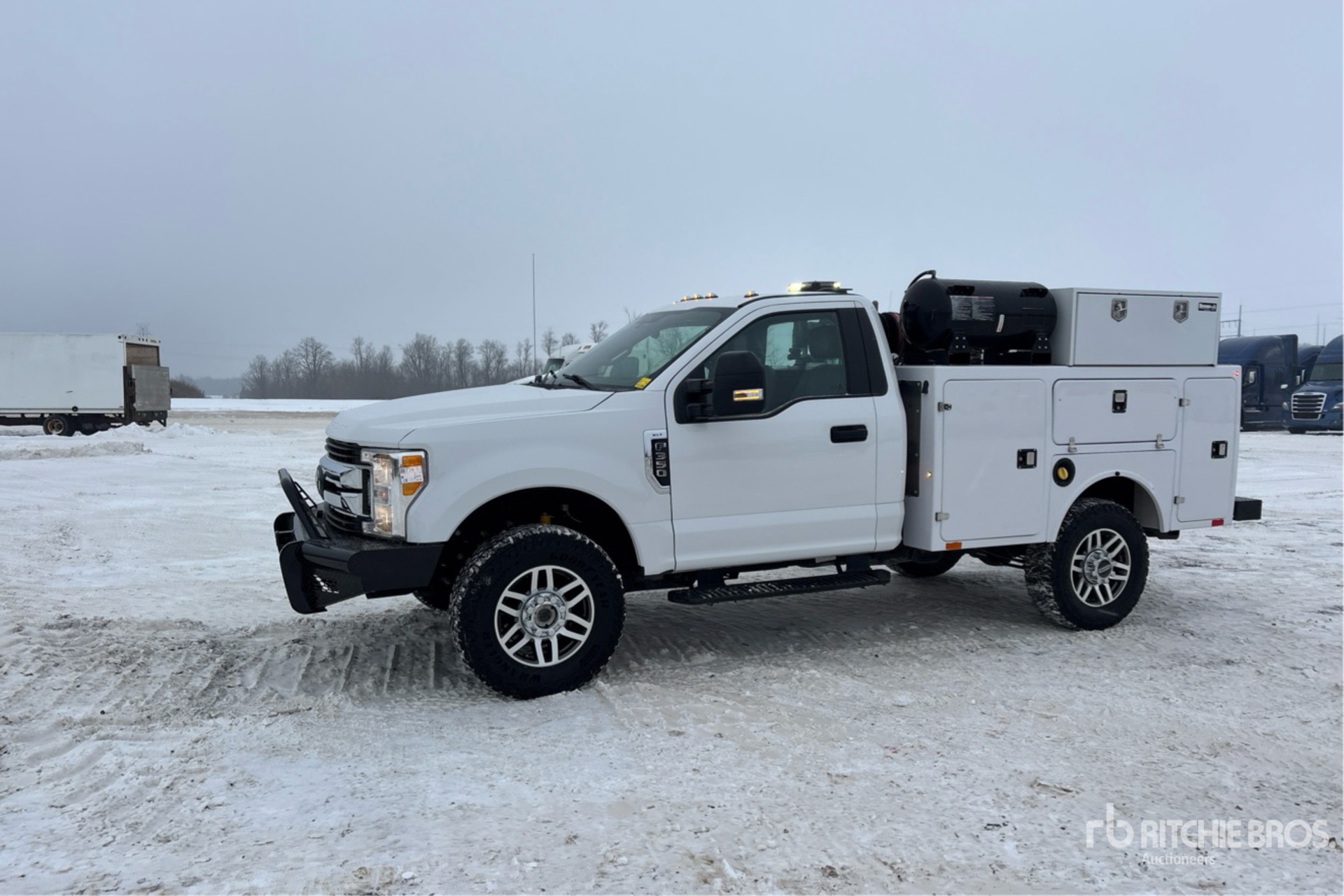 General Appearance with Picture, Left Front Corner