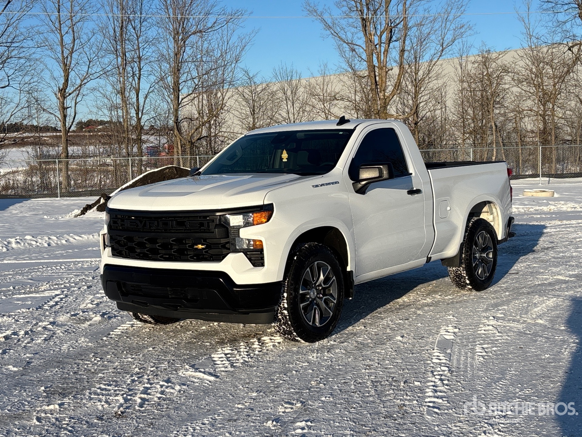 General Appearance with Picture, Left Front Corner