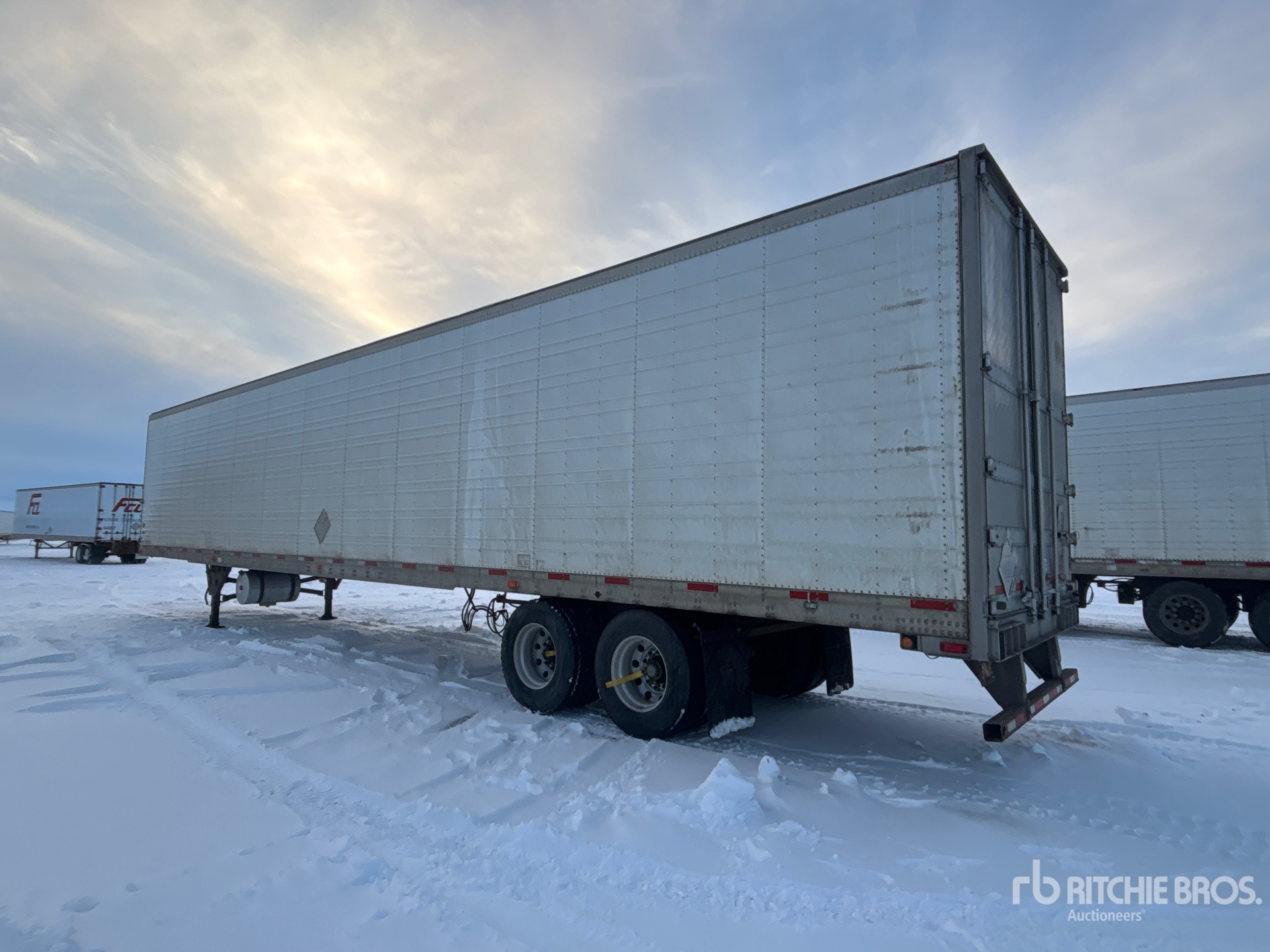 General Appearance with Bild, Ecke hinten links