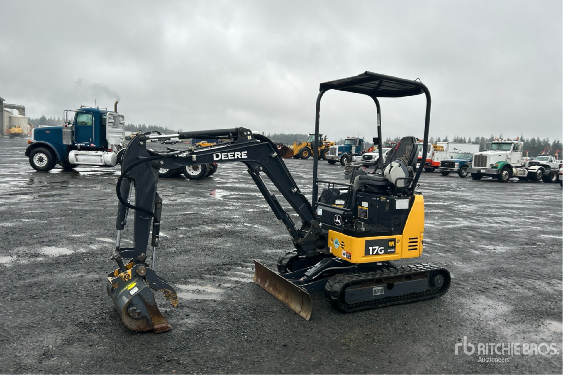 General Appearance with Picture, Left Front Corner