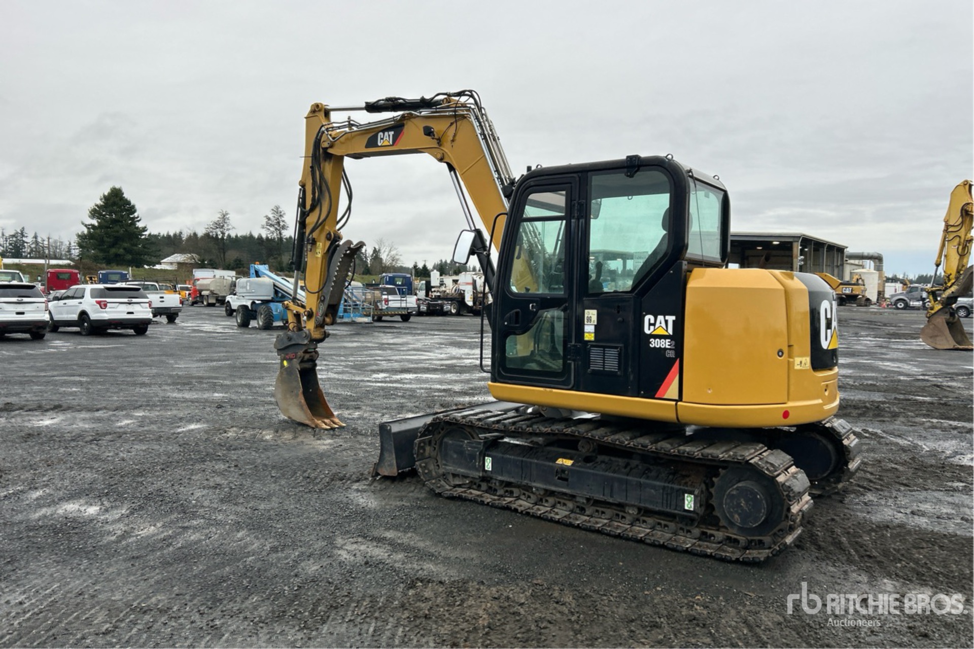 General Appearance with Picture, Left Rear Corner