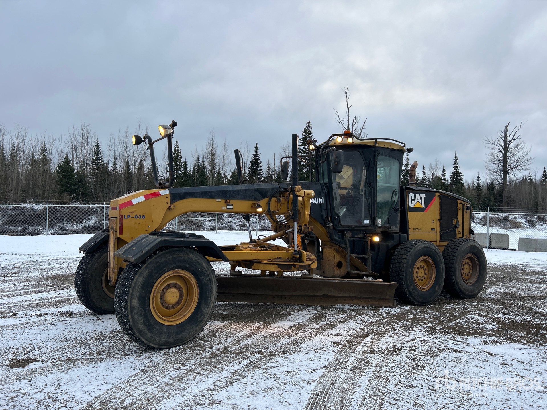 General Appearance with Featured Photo