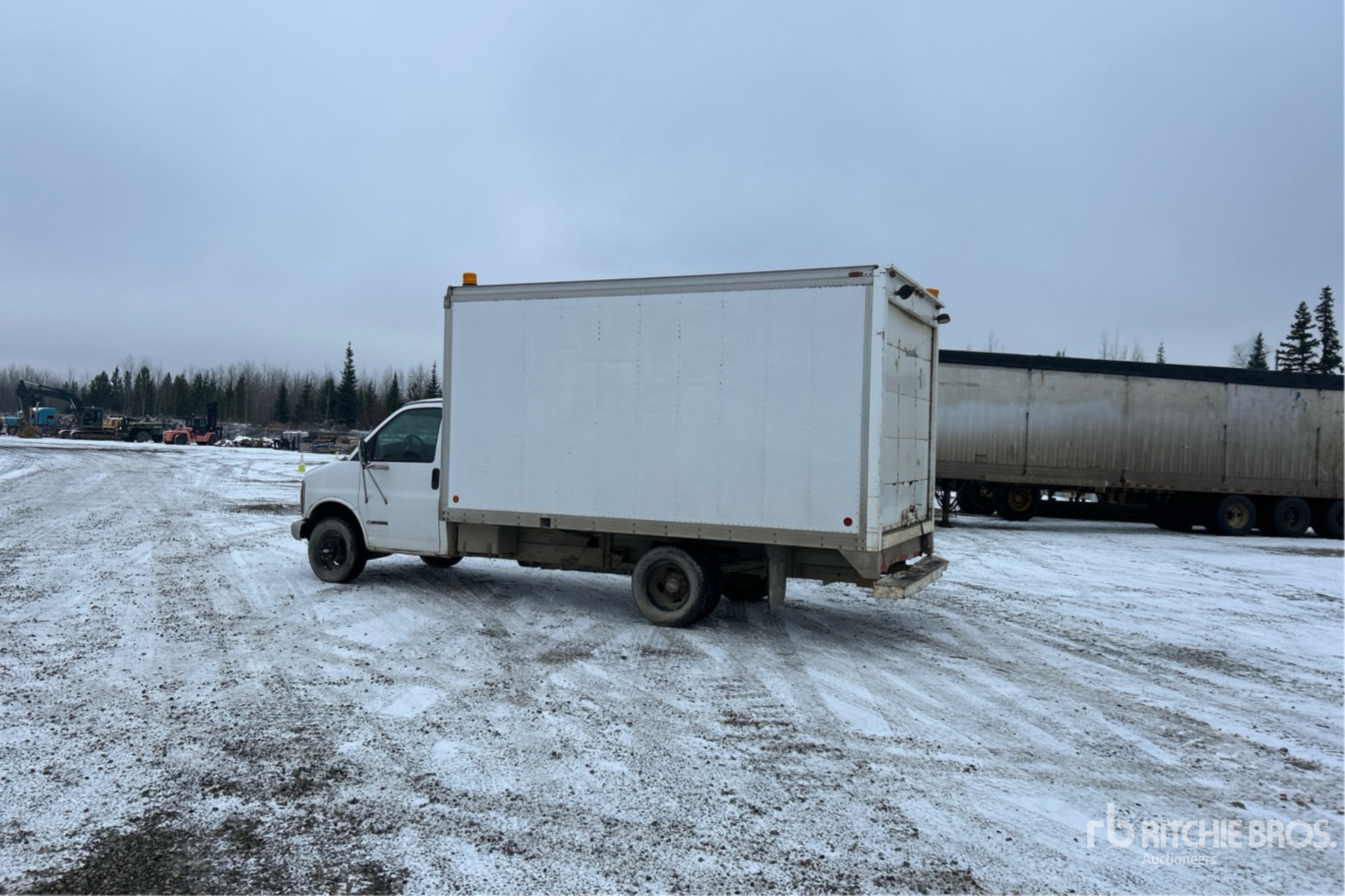 General Appearance with Picture, Left Rear Corner