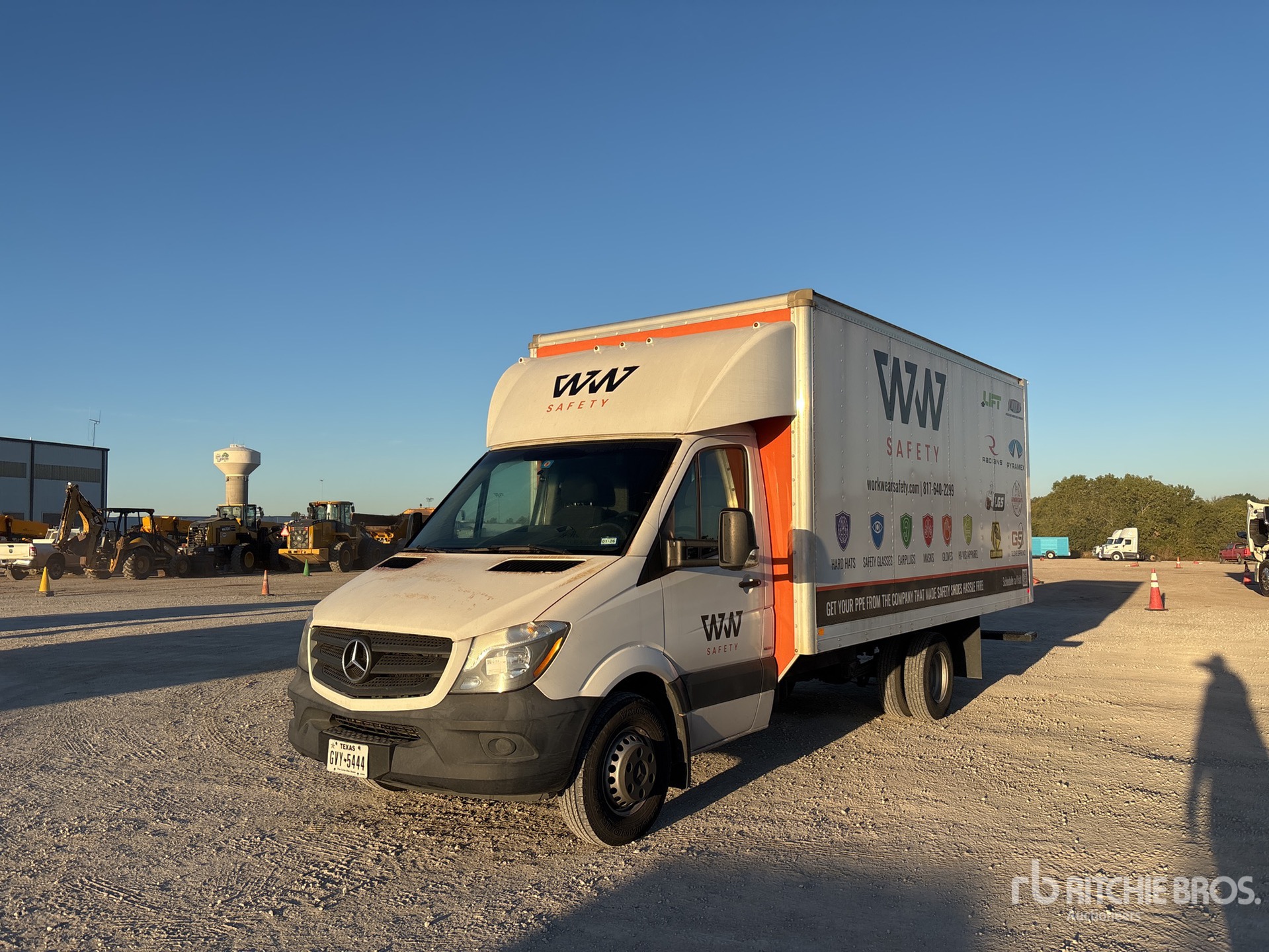 General Appearance with Featured Photo