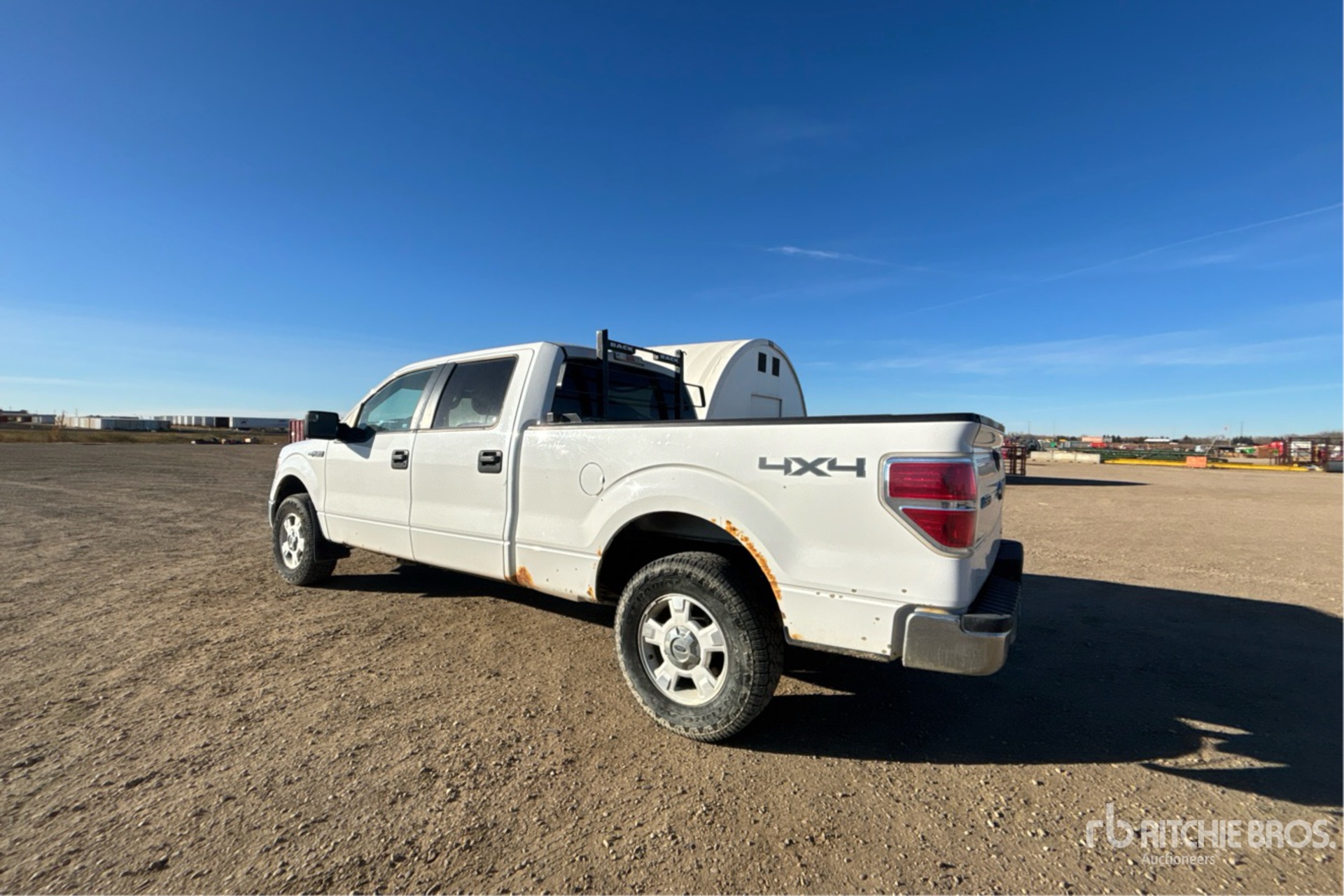 General Appearance with Picture, Left Rear Corner